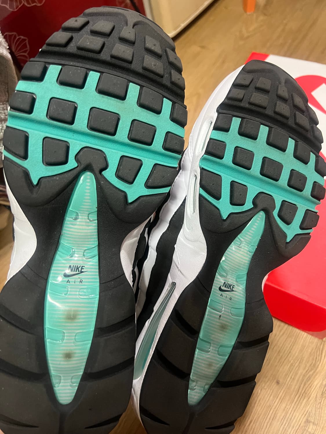 나이키 에어맥스 95 에메랄드 290 상품이미지6