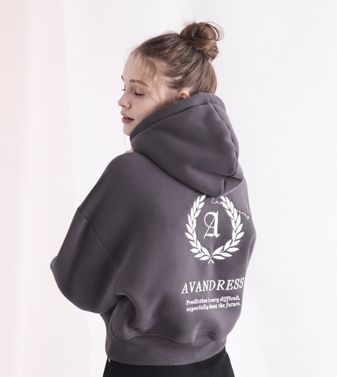 어반드레스 월계수 자수 크롭 후디 상품이미지2