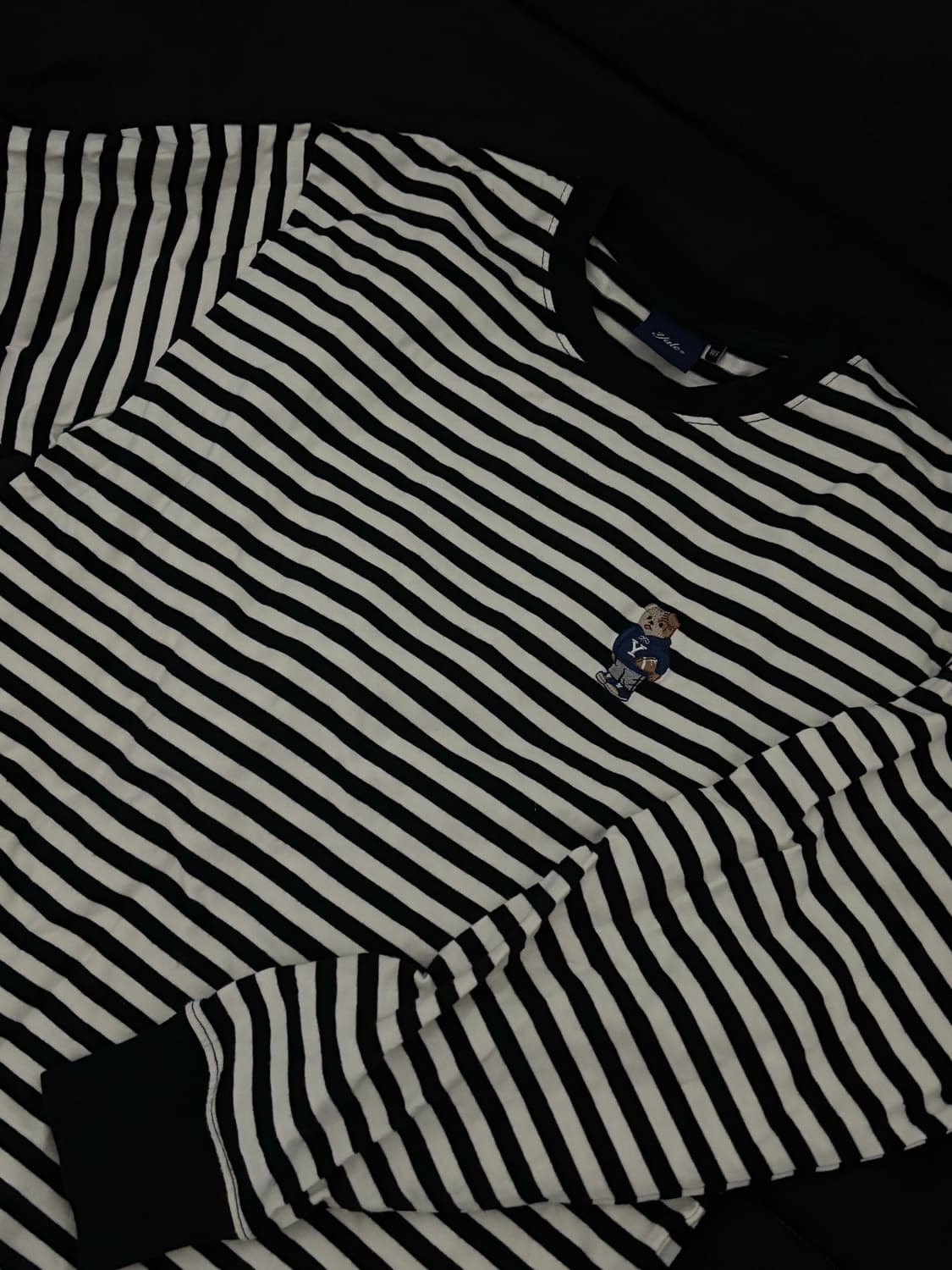 예일 엠브로이더리 댄 롱슬리브 상품이미지1