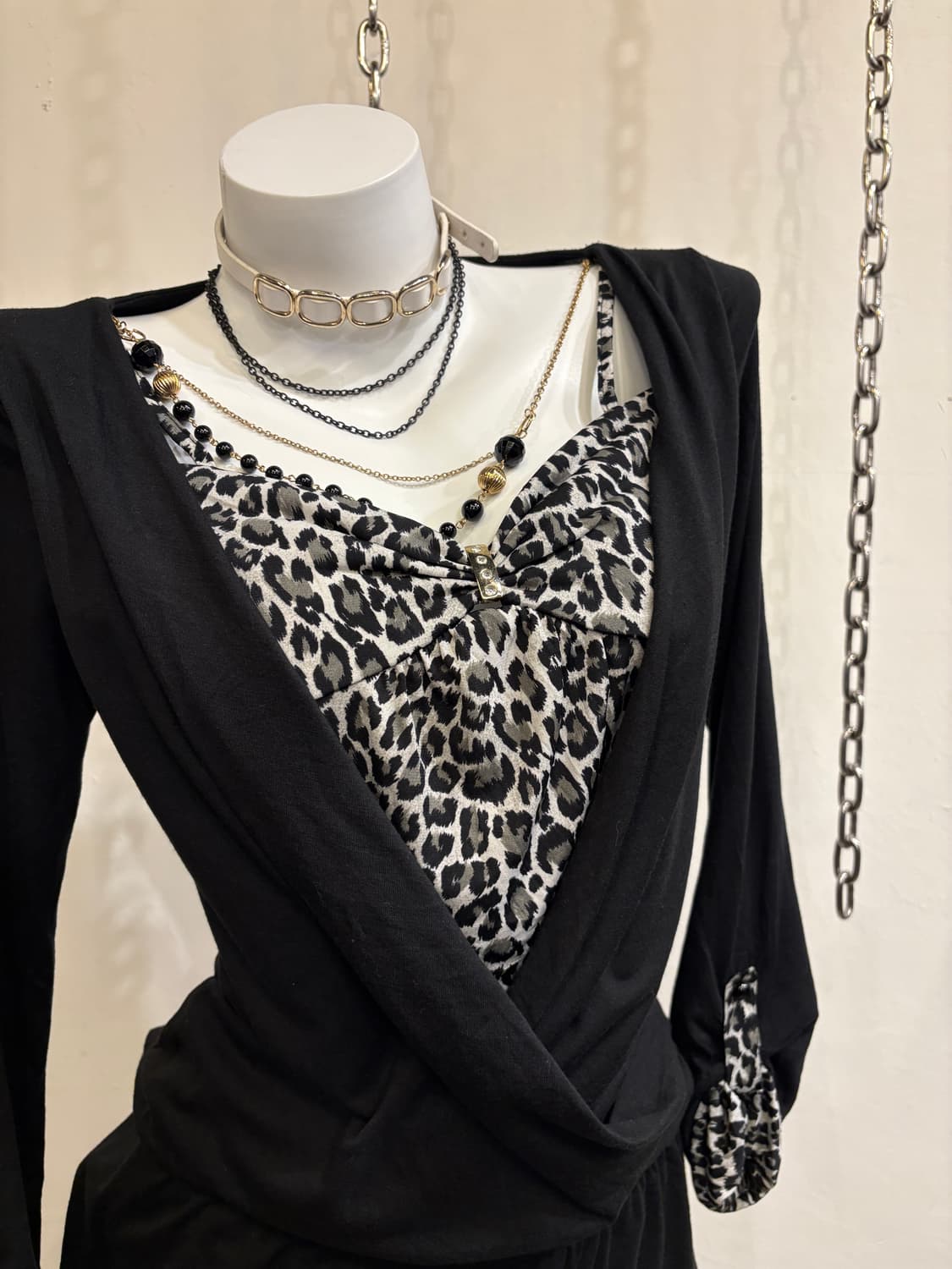 레오파드 패턴 체인 레이어드 블랙 원피스 갸루 상품이미지3