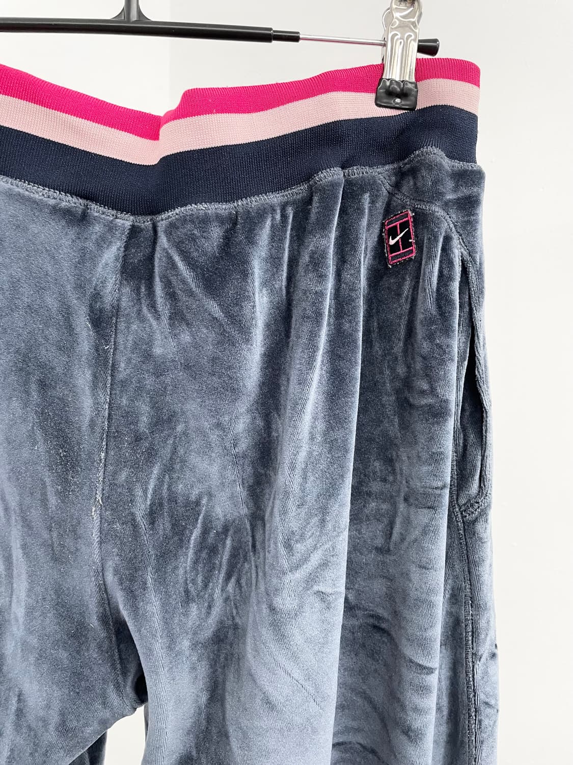 나이키 로고 자수 벨로아 트랙팬츠 상품이미지3