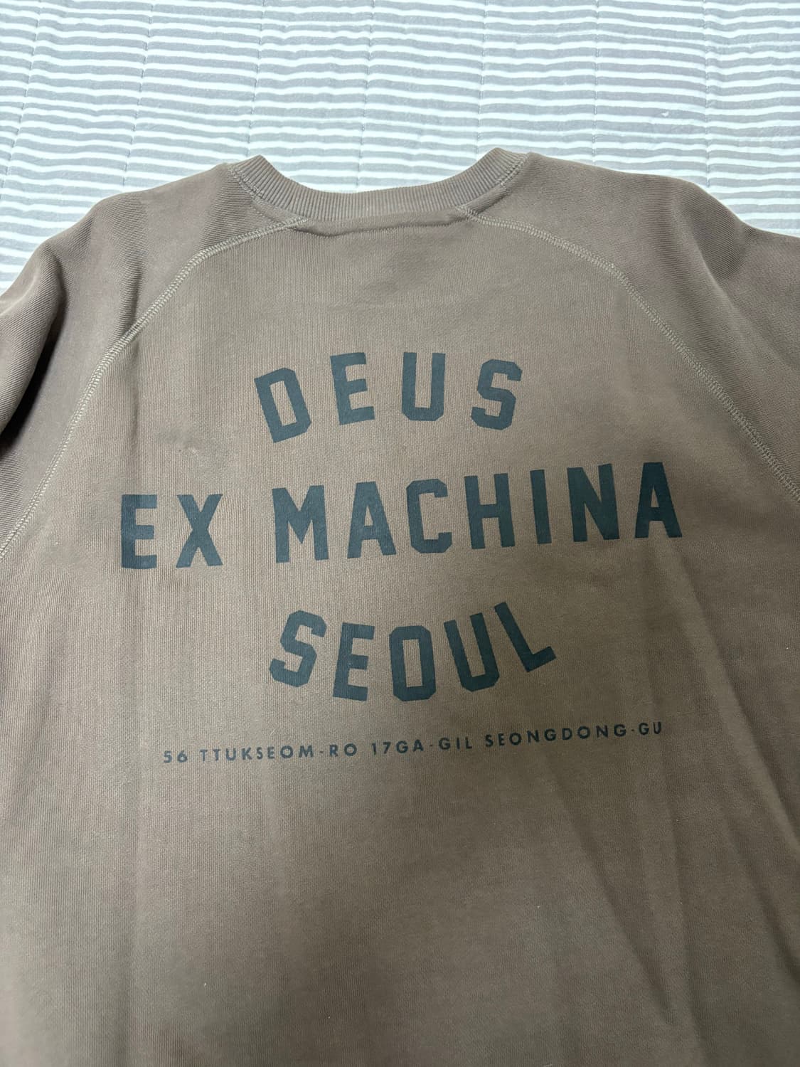 데우스 엑스마키나 브라운 맨투맨 L 상태최상 상품이미지3