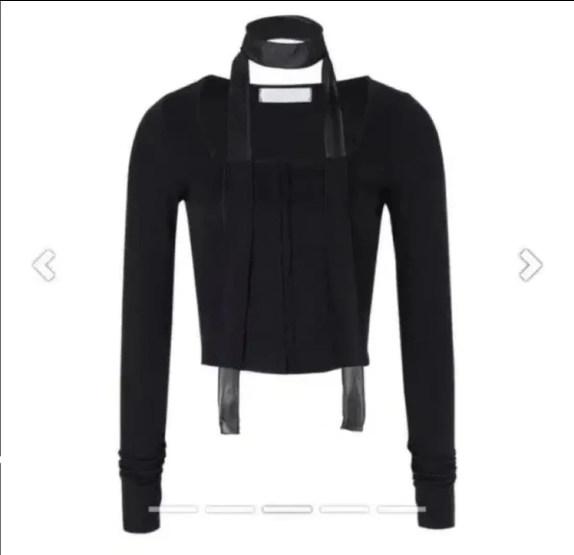 낫유어로즈 셀린탑 블랙 팝니다 상품이미지1