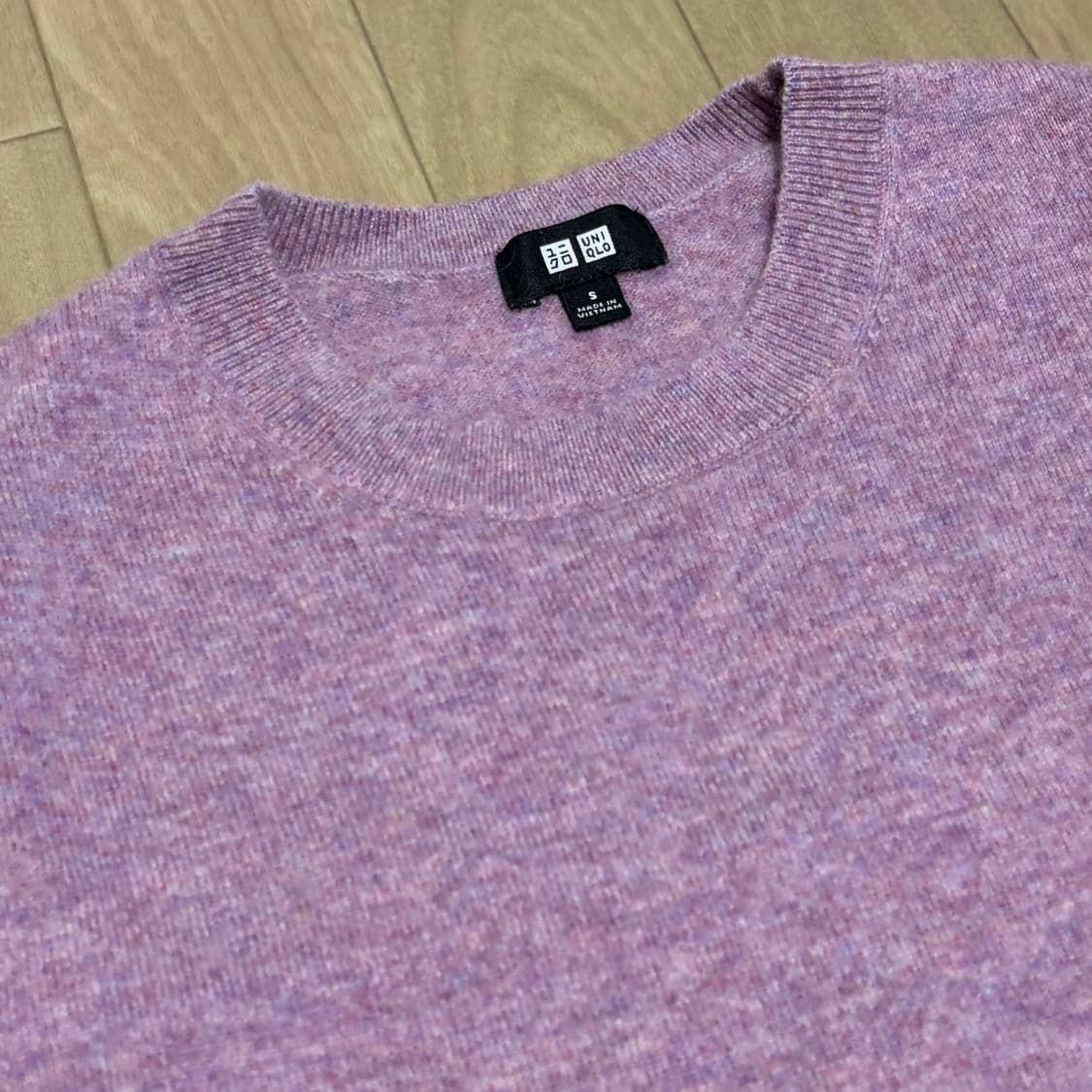 유니클로 캐시미어 크루넥 스웨터 (새상품 / 남녀공용) 상품이미지2