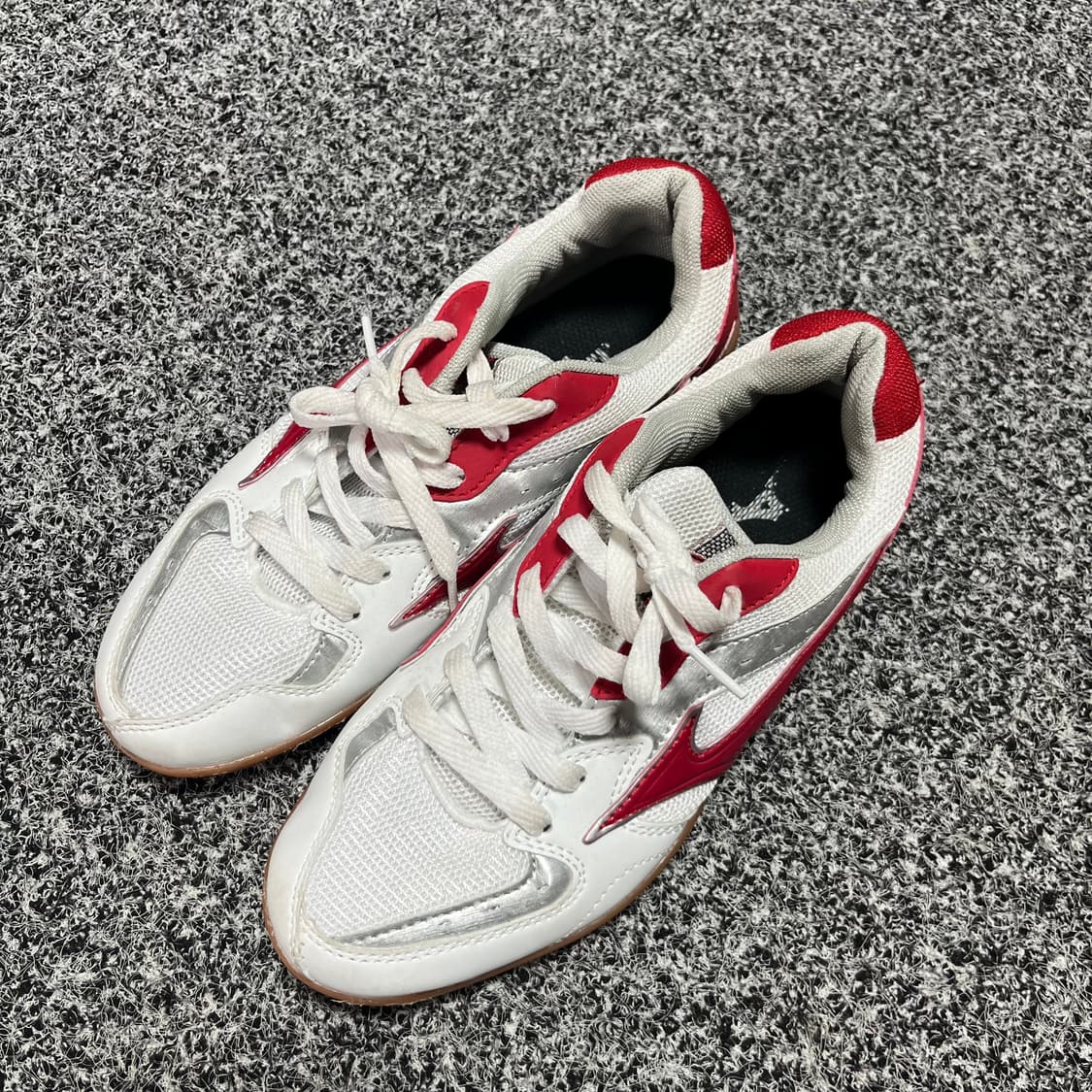 미즈노 크로스매치 플리오 RX4 탁구화 250 상품이미지1