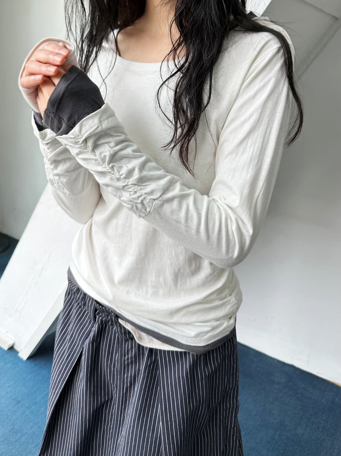 Light cotton design shirred L/S TOP 상품이미지7