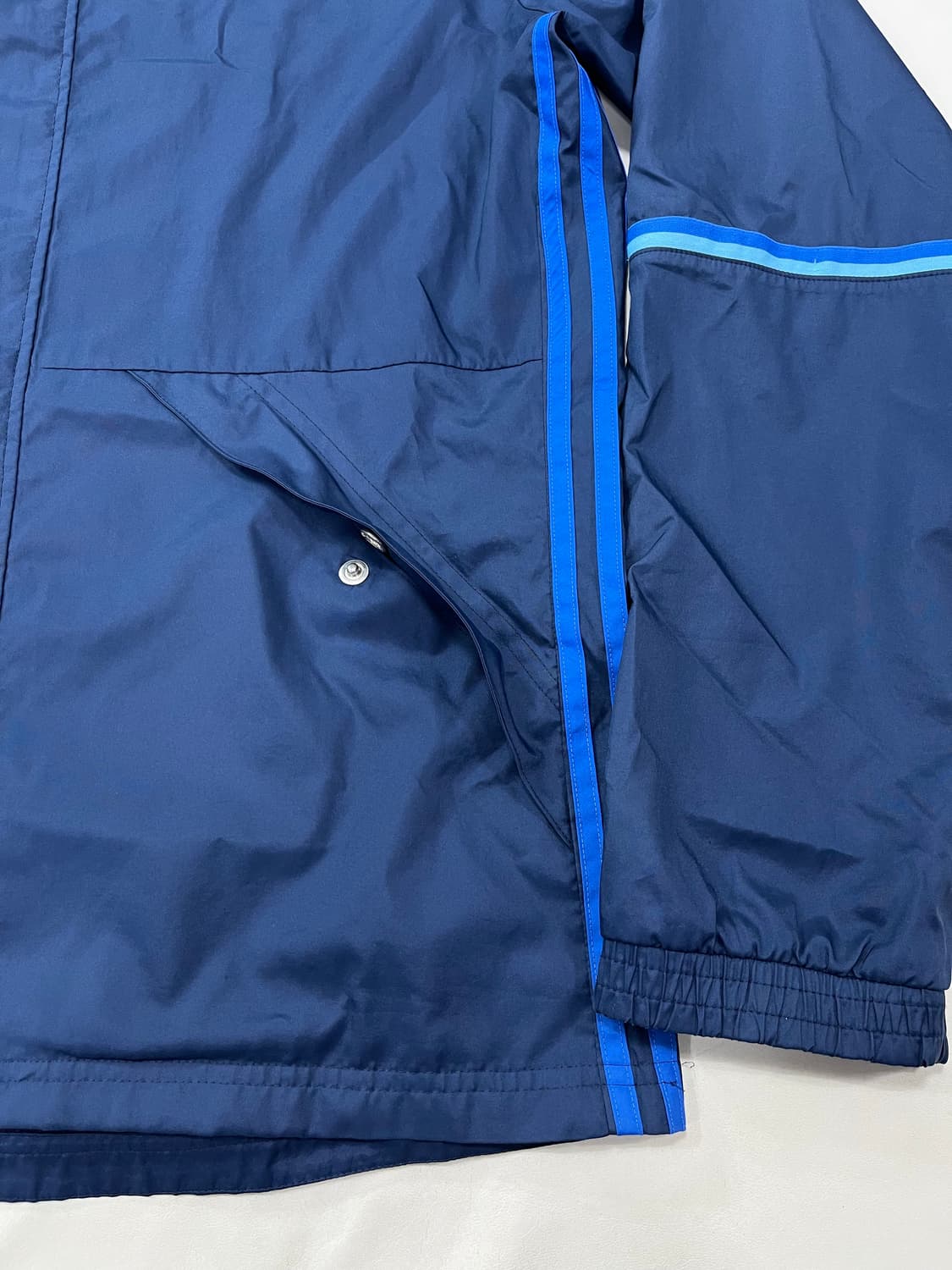 아디다스 울산 HD FC 바람막이 상품이미지7