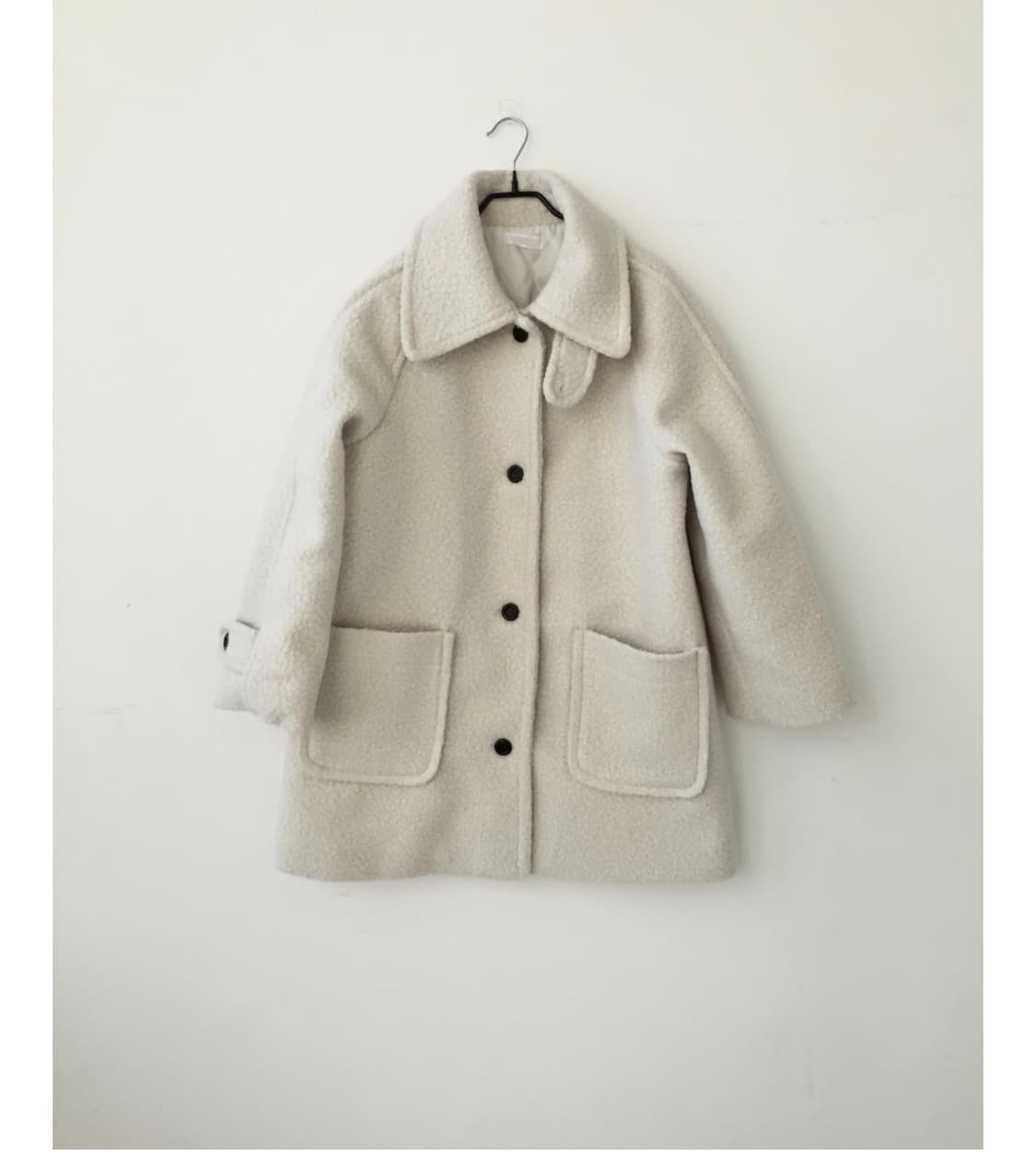 아이보리 하이넥 하프 코트 상품이미지1