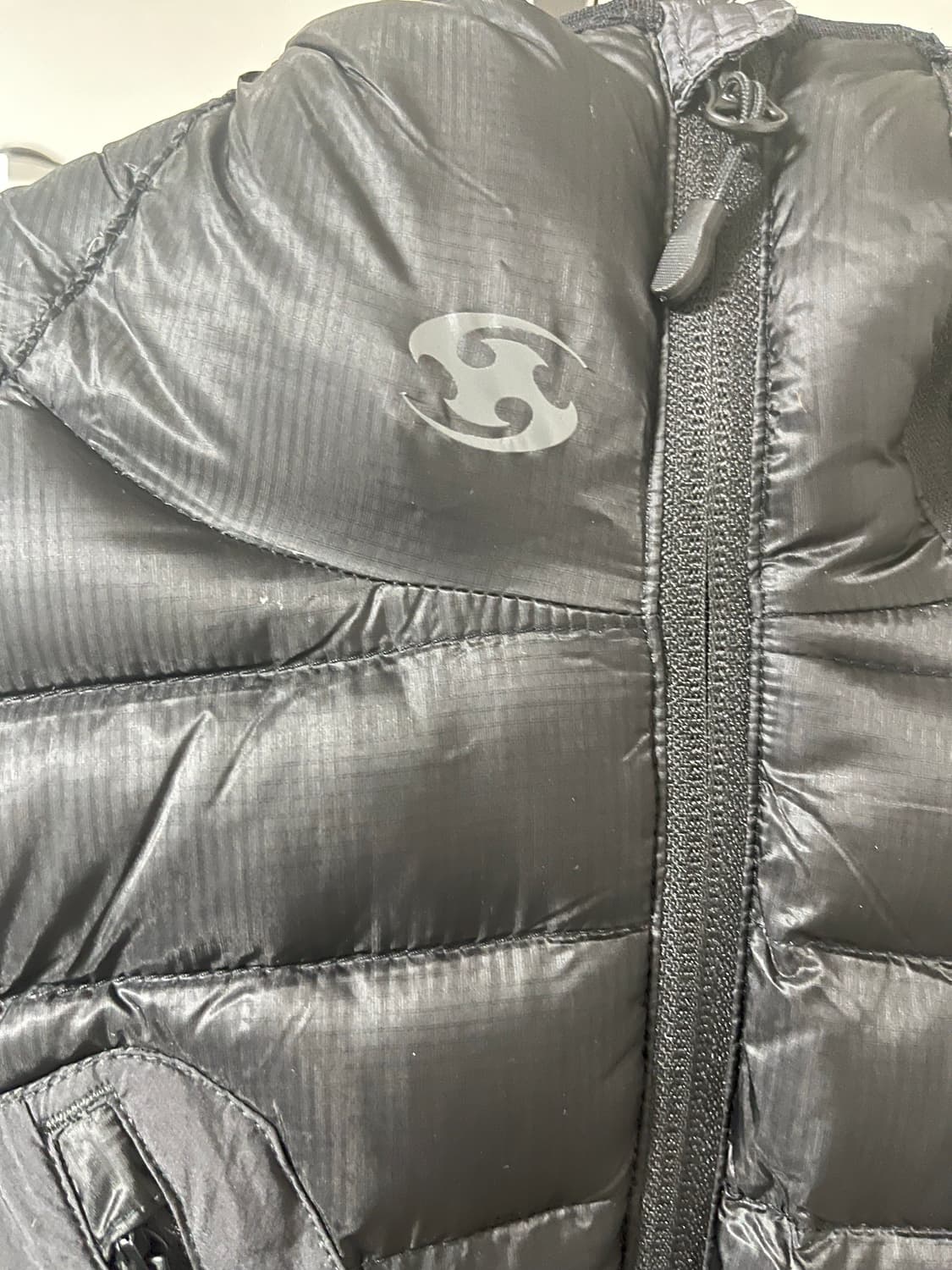 산산기어 패널드 푸퍼 자켓 상품이미지4