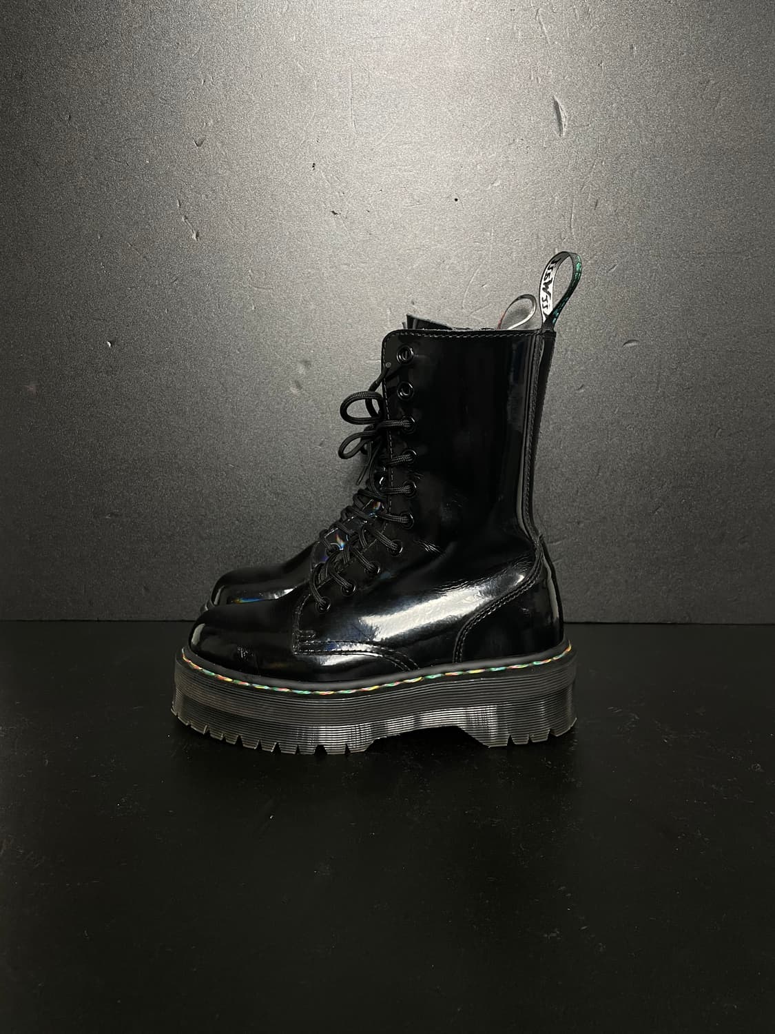 [235] 닥터마틴 제이든 하이 10홀 레인보우 워커 부츠 상품이미지3