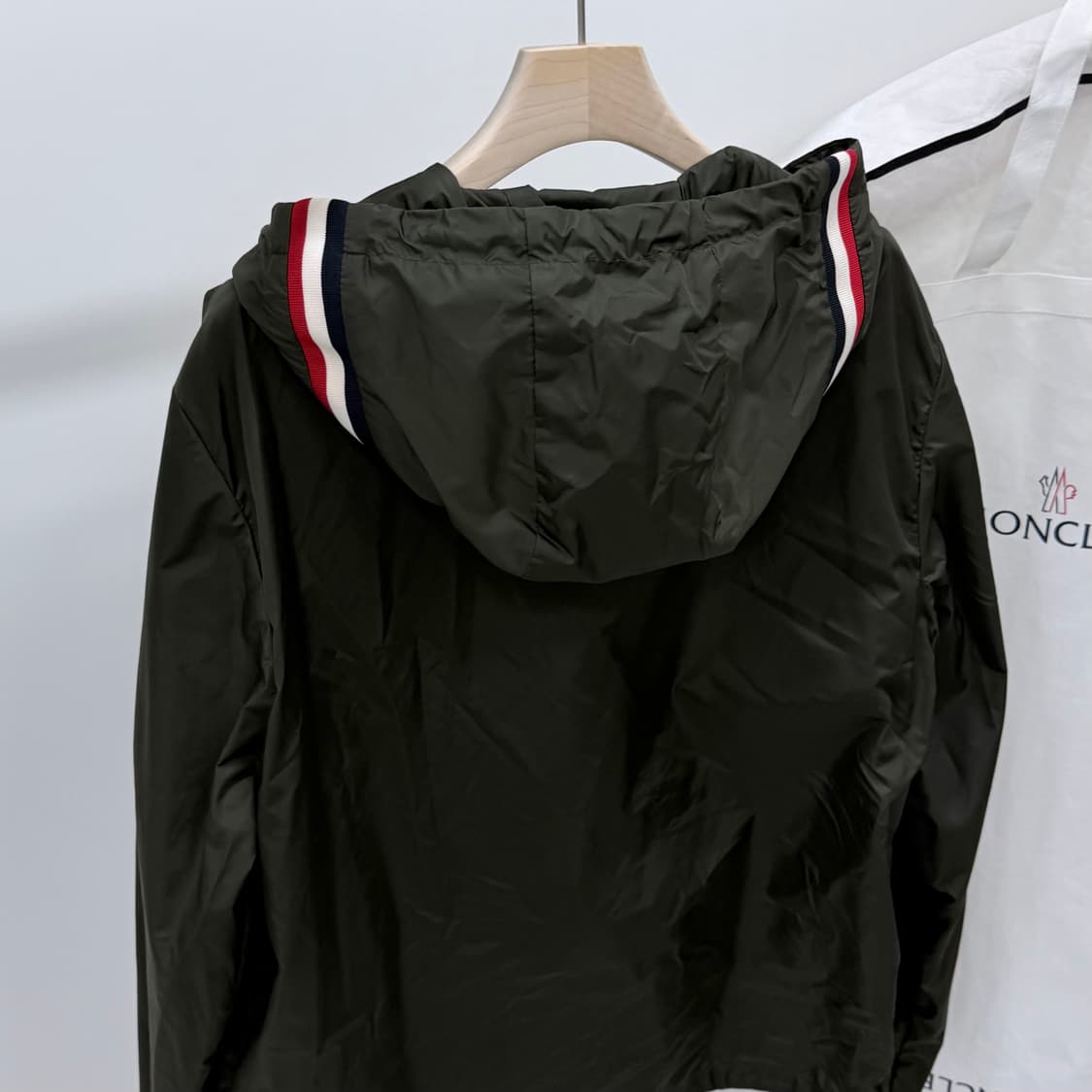[S+급/3] 몽클레어 그림퍼스 바람막이 자켓 카키 상품이미지5
