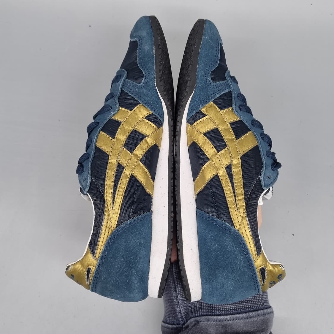 오니츠카타이거 세라노 여성운동화230 상품이미지5