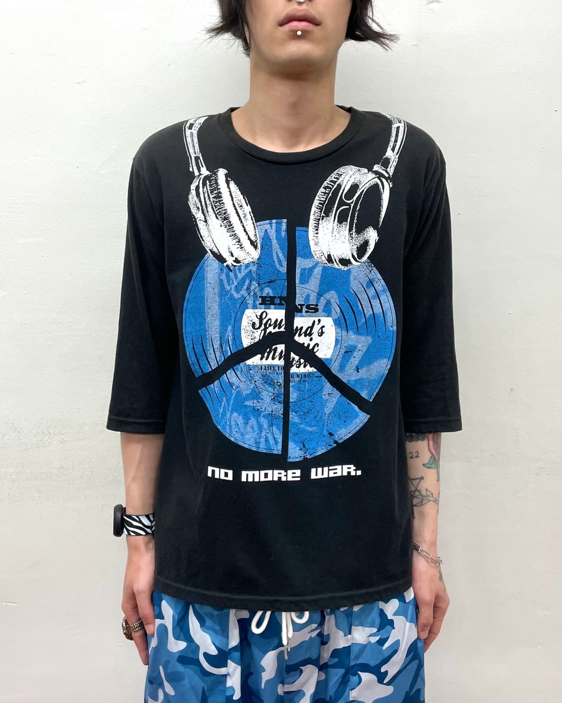 Headset no more war half sleeve 상품이미지1