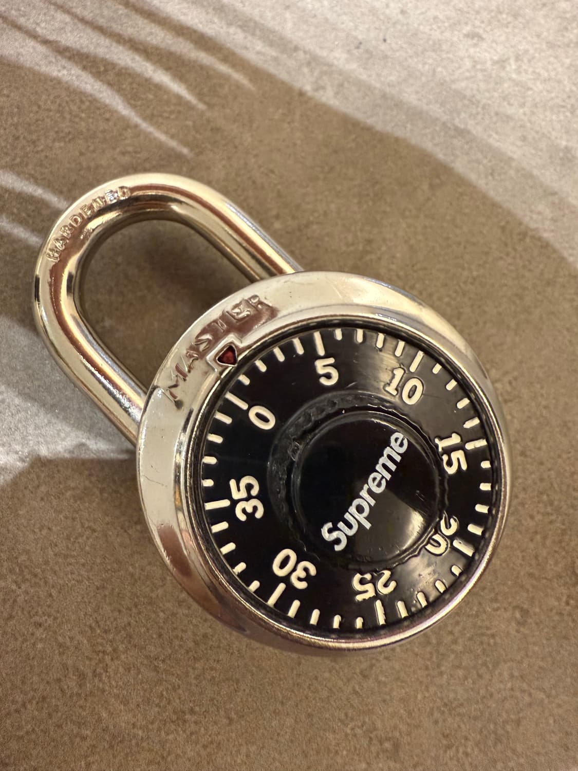 슈프림 자물쇠  상품이미지1