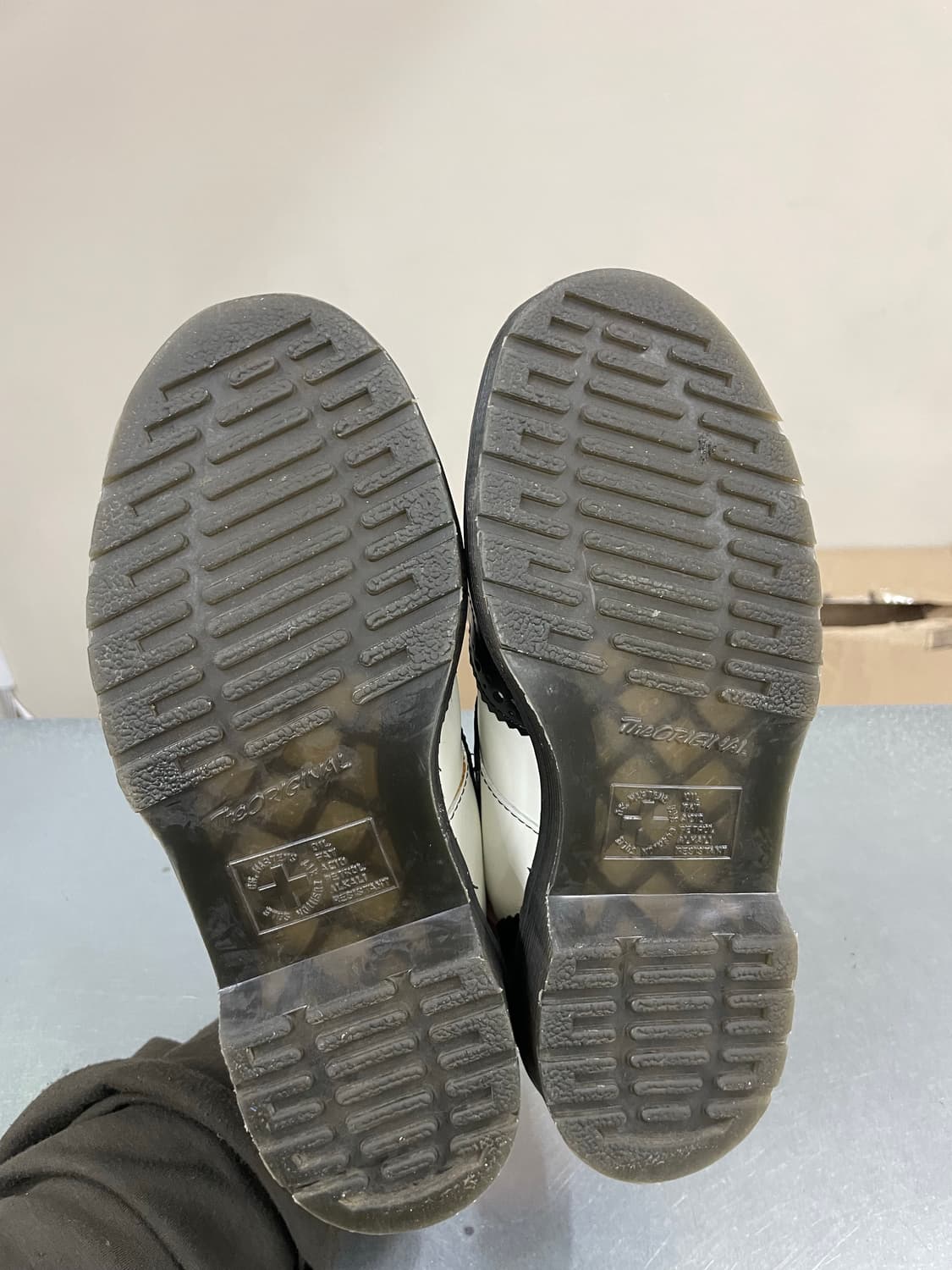 닥터마틴 아데나 2 블랙 앤 화이트 UK4 상품이미지6