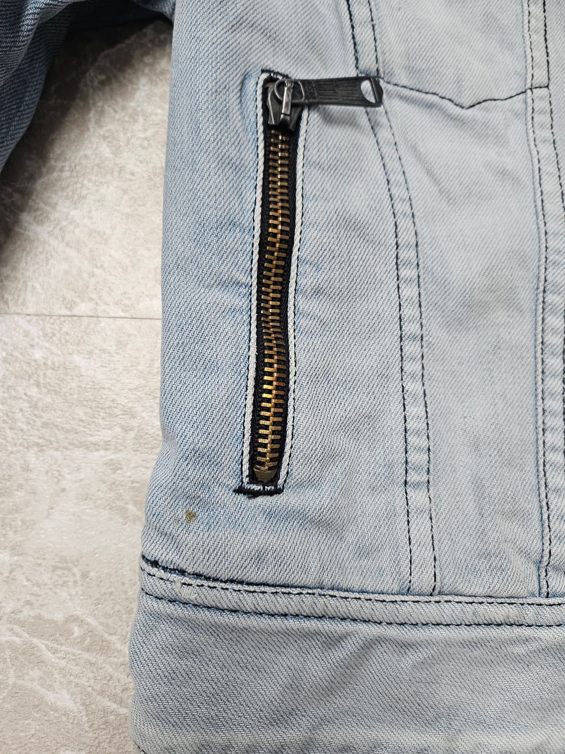 디젤 청 워싱 데님 크롭 자켓 XS 상품이미지4