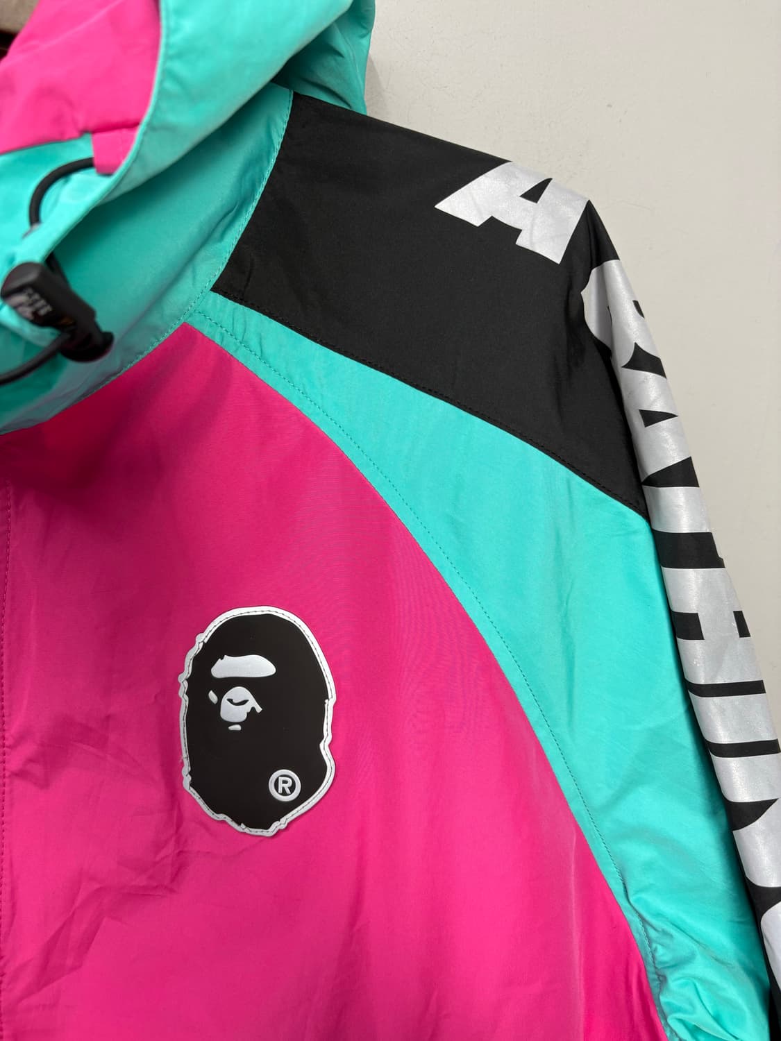 베이프 ss20 컬러블록 포켓터블 나일론 윈드브레이커 핑크자켓 A3205 상품이미지4