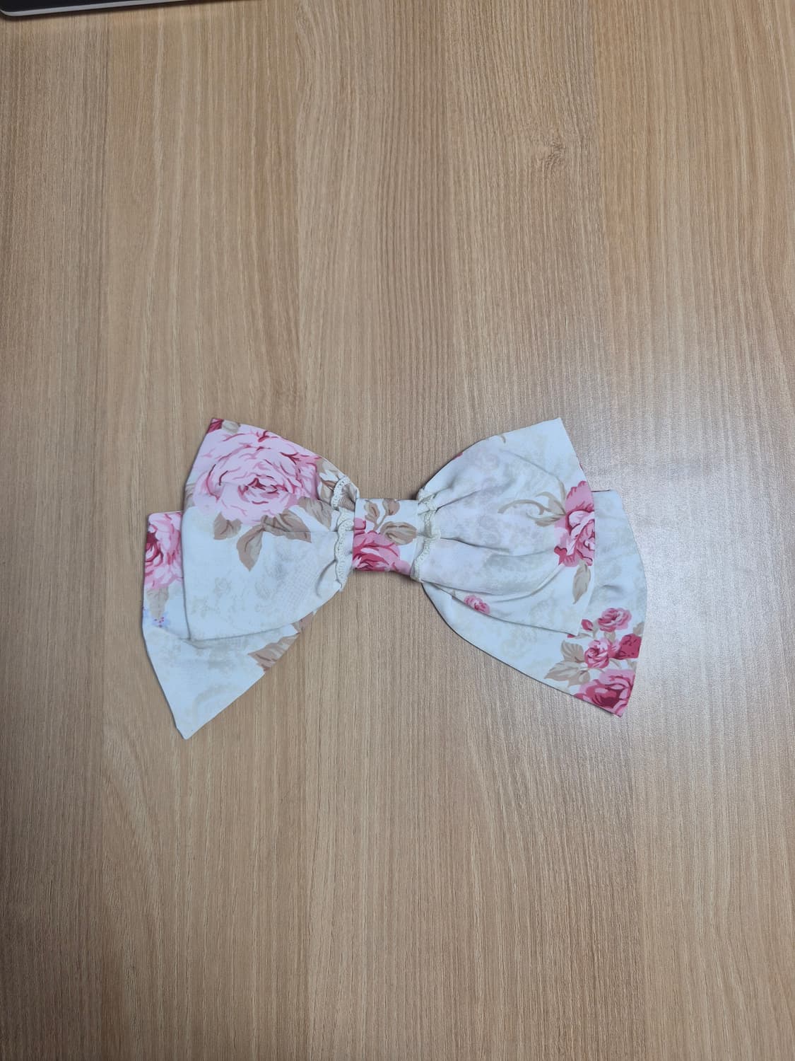 리즈리사 BIG 플로럴 리본브로치 오프화이트칼라 상품이미지1