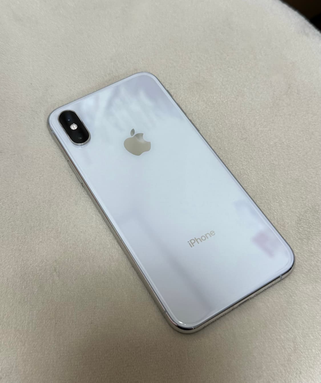 아이폰 XS 실버 무음 64기가 상품이미지1