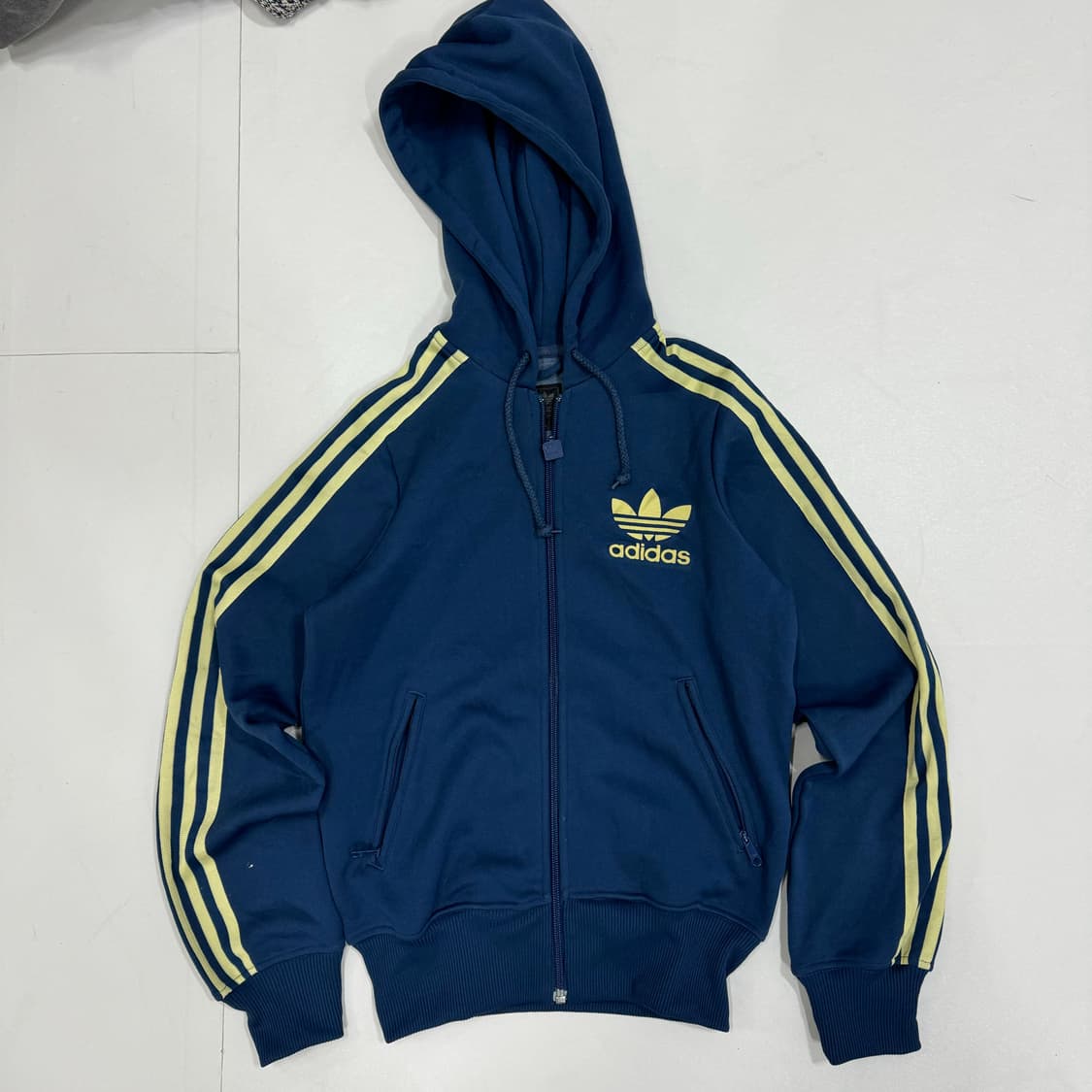 아디다스 후드져지 상품이미지1