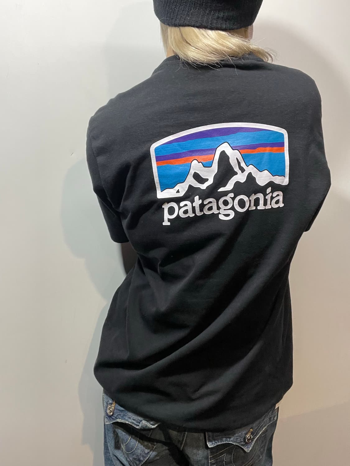 파타고니아 블랙 티셔츠 반팔 로고티 상품이미지1