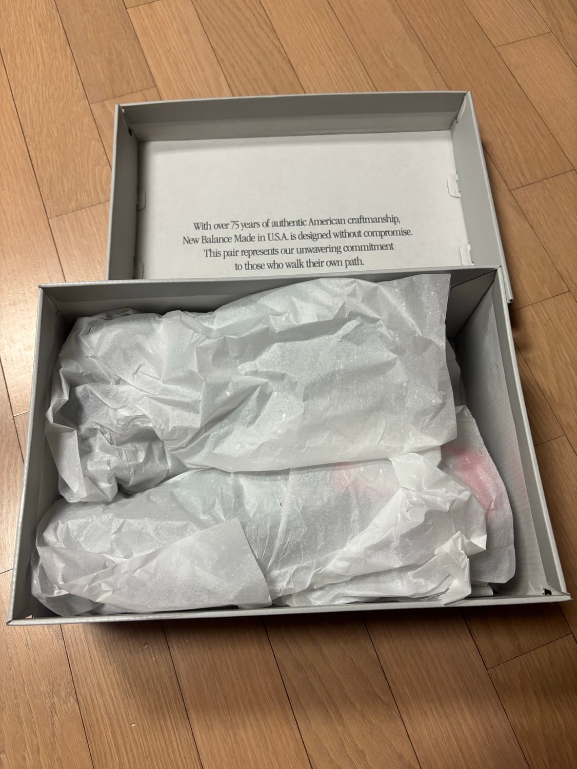 뉴발란스 990v4 메이드 인 USA 블랙 실버 275 새상품 상품이미지4