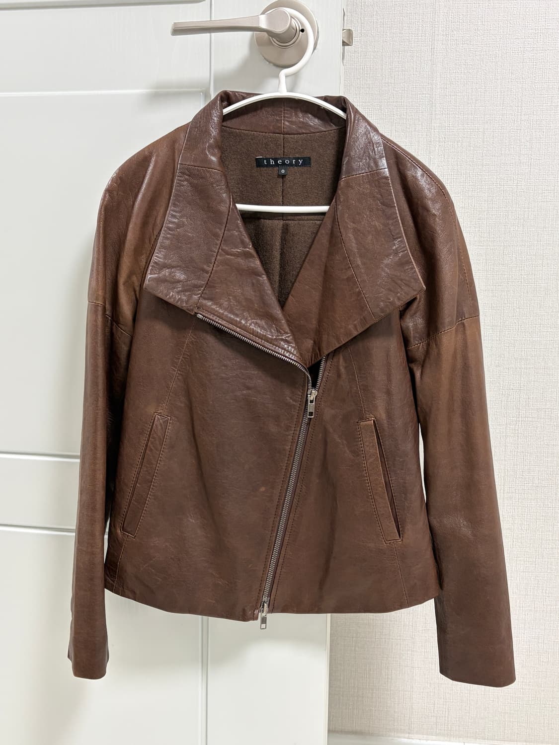 Theory vintage lambskin leather jacket 상품이미지1