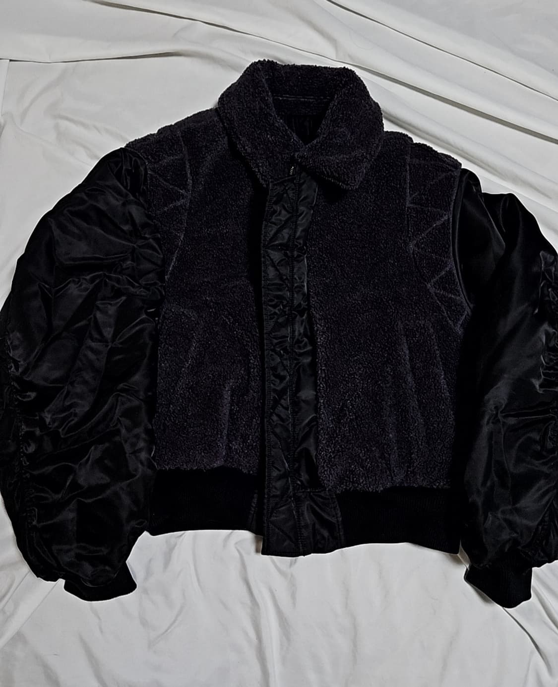 쿠어 cwu 리버서블 패디드 봄버 M사이즈 팝니다 상품이미지5