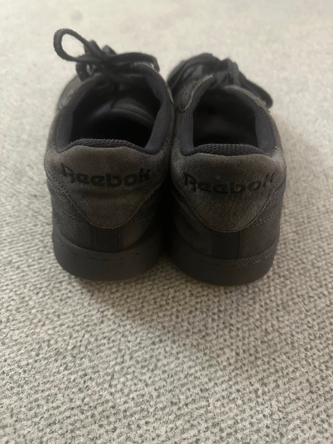 리복 클럽 C 스웨이드 빈티지 블랙 280 상품이미지5