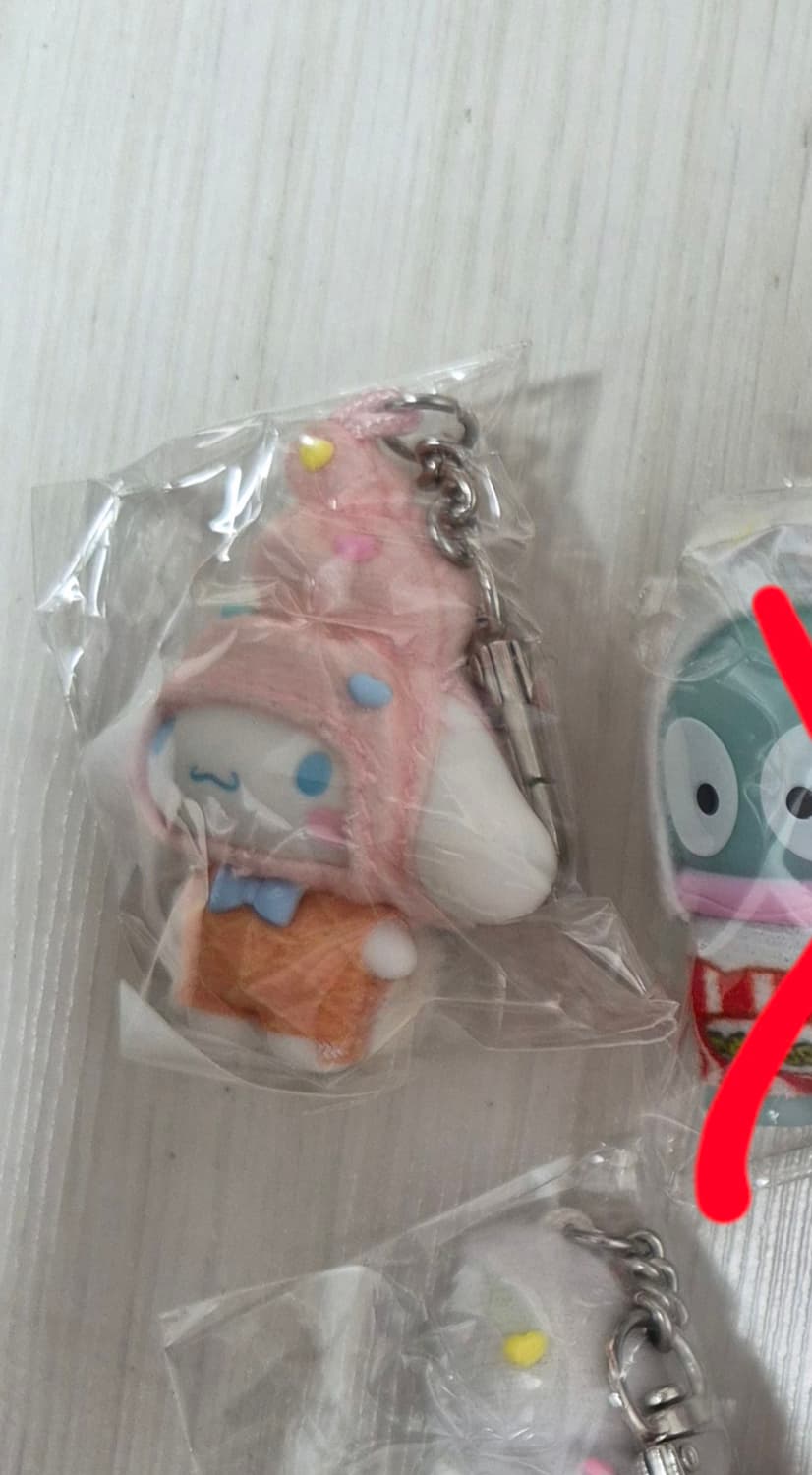 산리오 치비토모 2탄 스위츠 디저트 키링 챰 시나모롤 상품이미지1