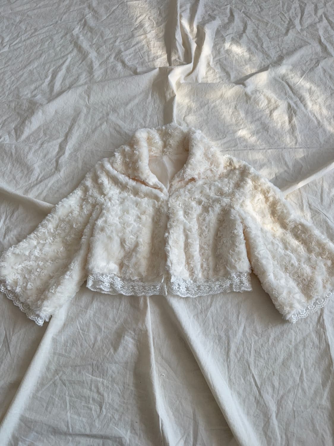 아이보리베이지 로걀 러블리 폭닥 크롭퍼 폴레로 가디건 상품이미지1