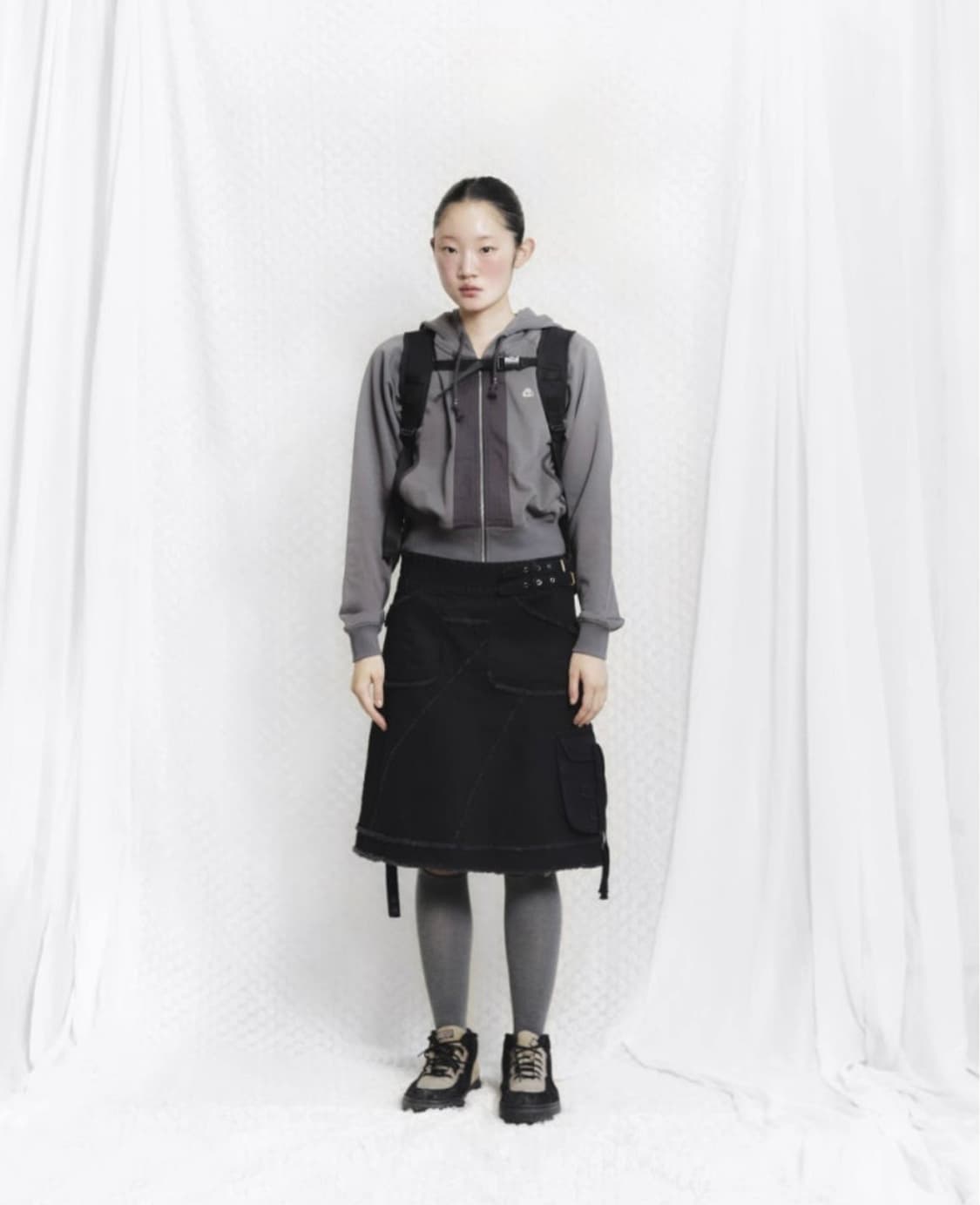 스마트어반유즈풀 (코이세이오) 퍼커링 후드집업 차콜 상품이미지1