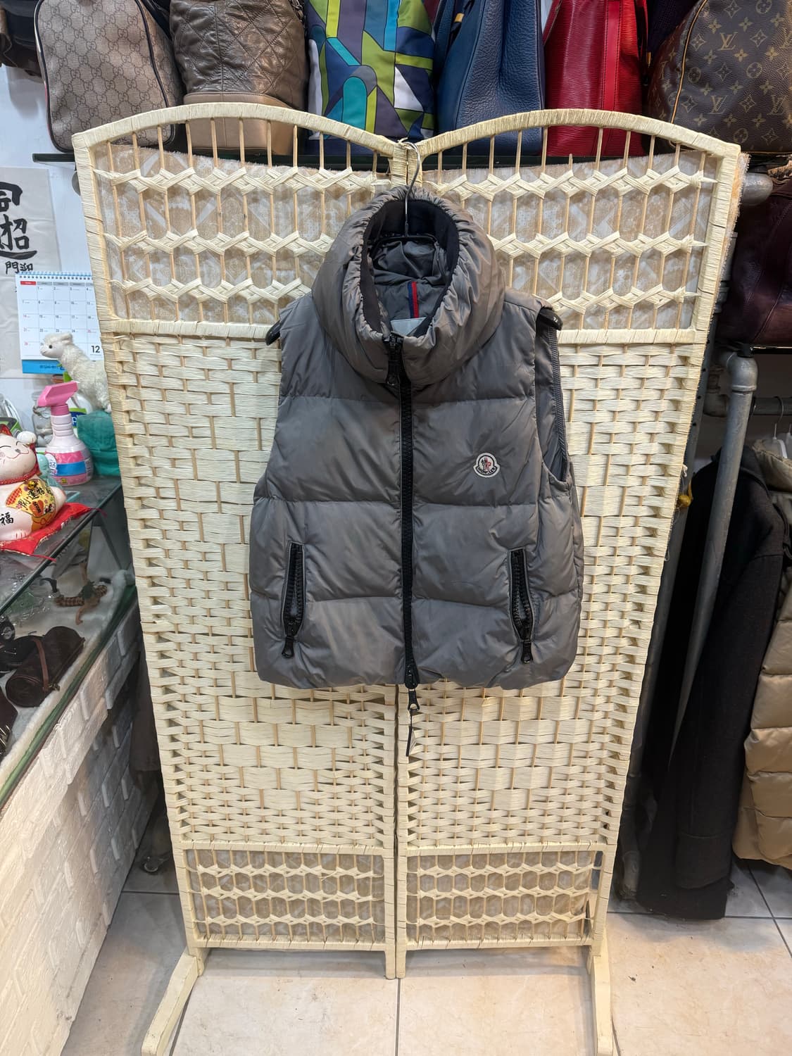 0/44-55 정품 몽클레어 패딩조끼 팝니다 상품이미지1