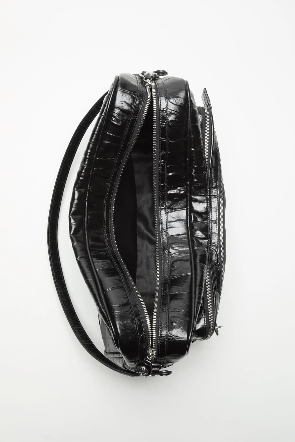 아크네스튜디오 26ss 카메로백/블랙 상품이미지4