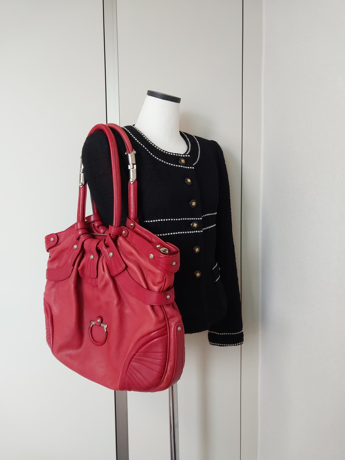 페라가모 가죽 가방 상품이미지3