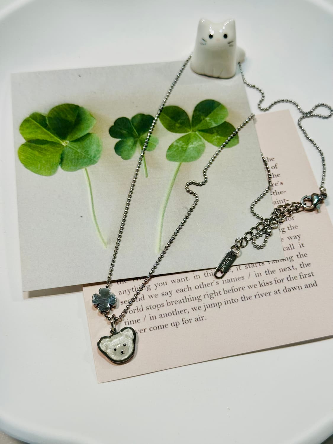 키치 큐티 힙 테디베어 클로버 목걸이🧸🍀🤍 상품이미지1