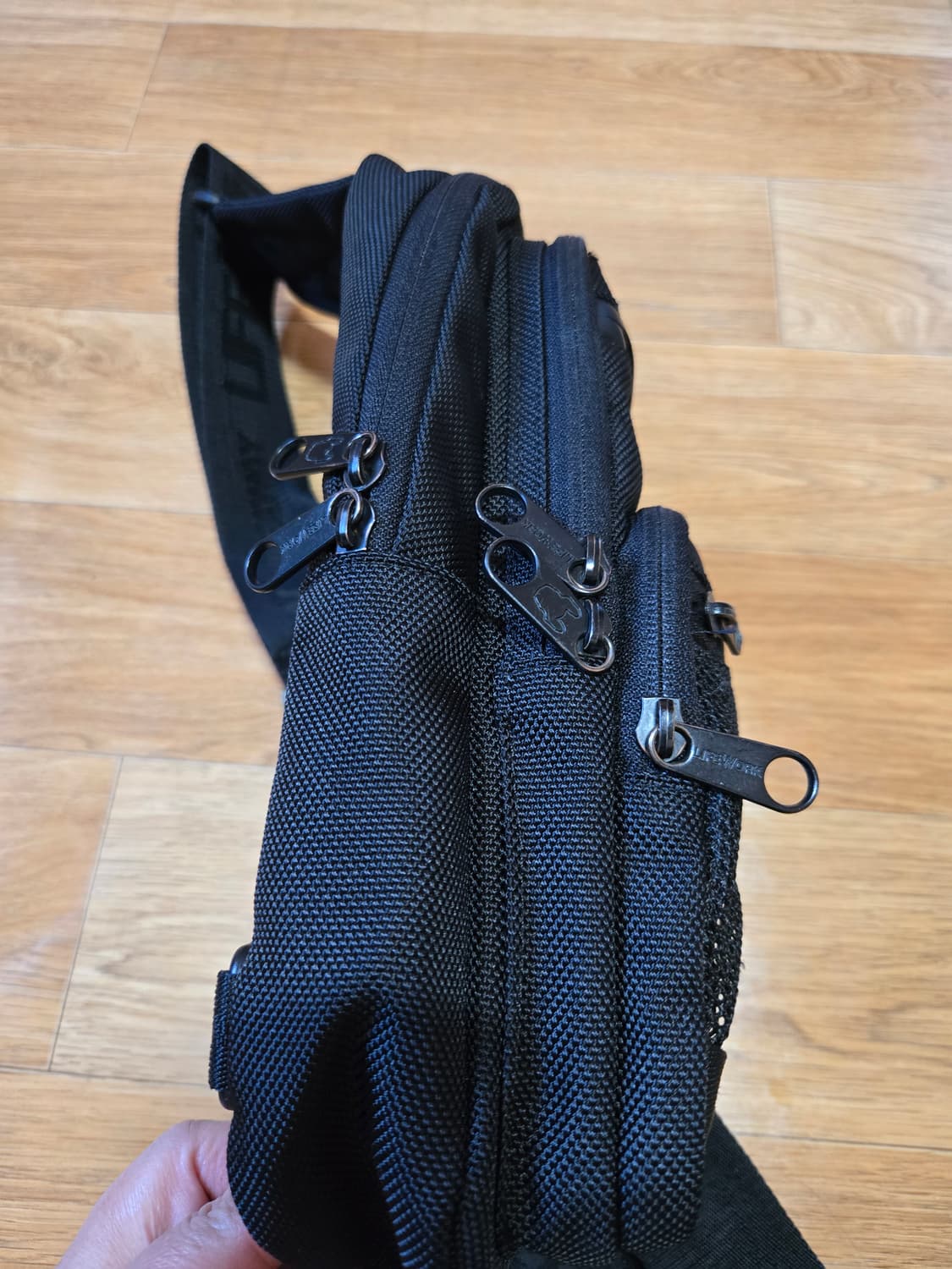 라이프워크 정품 뉴 메쉬포켓 슬링백 상품이미지4