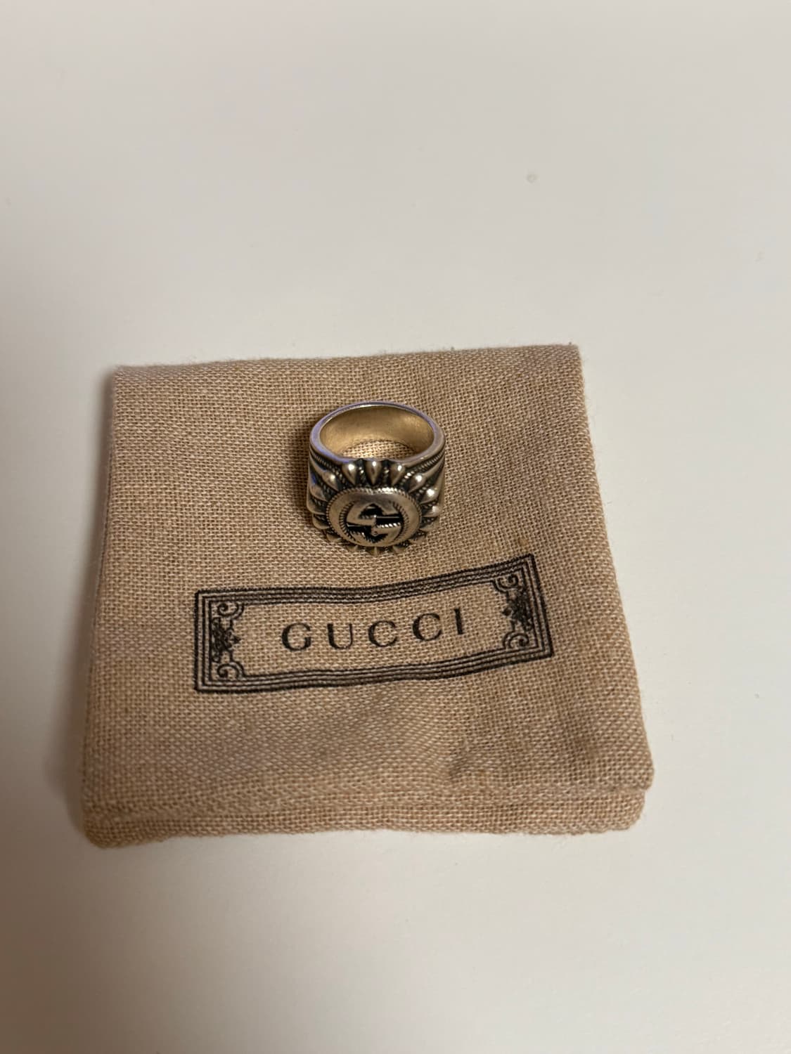 구찌 인터로킹 G 실버 반지 상품이미지1