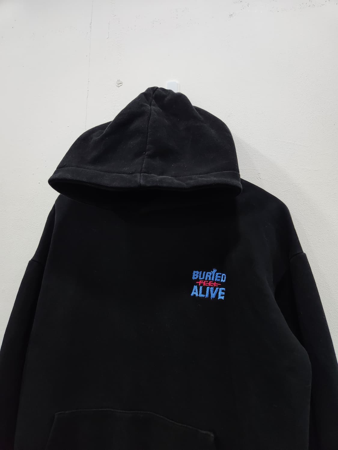 배리드얼라이브 X 필이너프 검정색 후드티 남성 100사이즈 상품이미지2