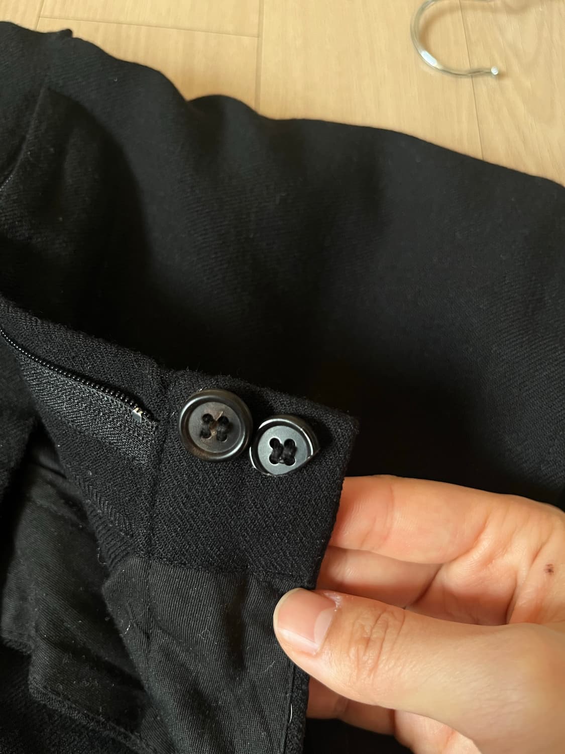 ANN DEMEULEMEESTER (앤 드뮐미스터) 블랙 디테일 상품이미지9