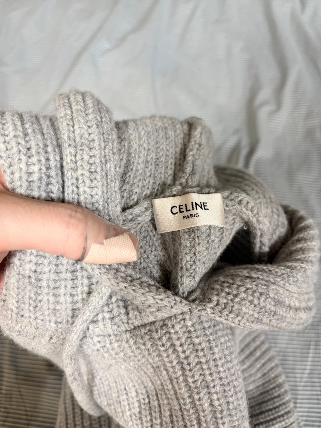 25fw 셀린느 니트 후드 사이즈s 상품이미지2