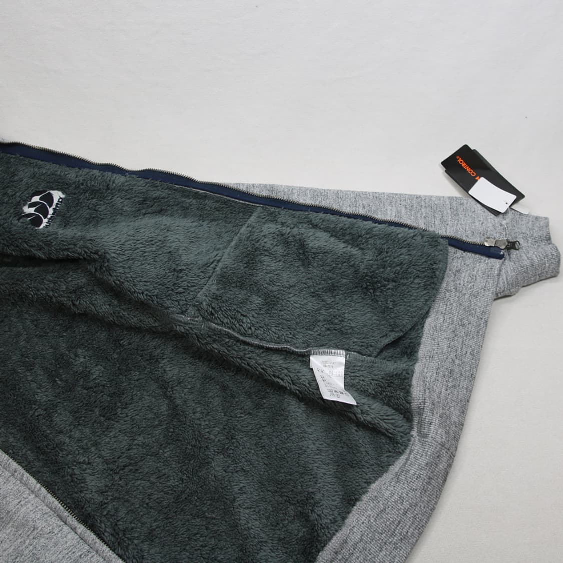 (착용컷) canterbury 스웻 후드 집업 자켓 (남성용 100) 상품이미지9