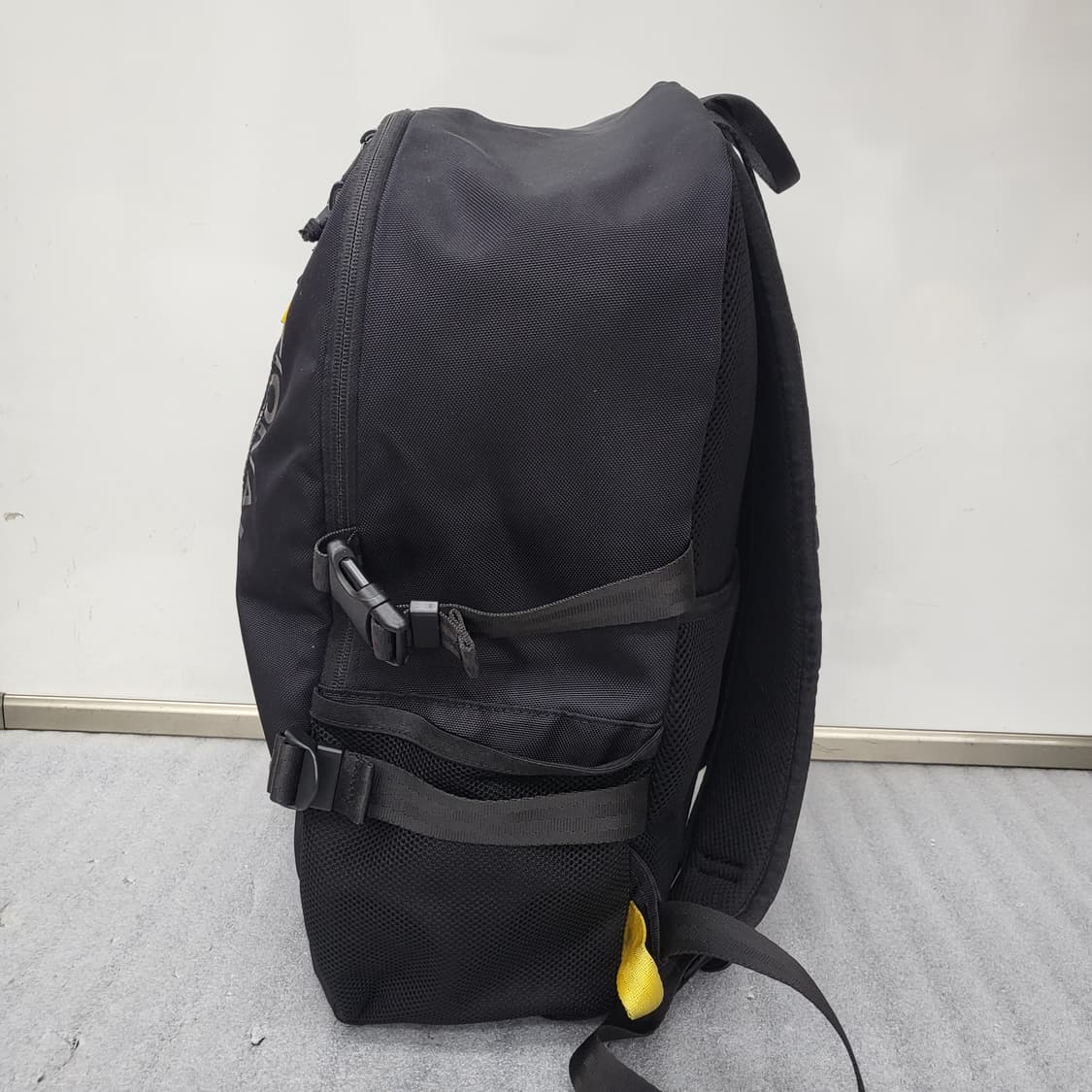 내셔널지오그래픽 유틸리티 백팩 블랙 상품이미지4