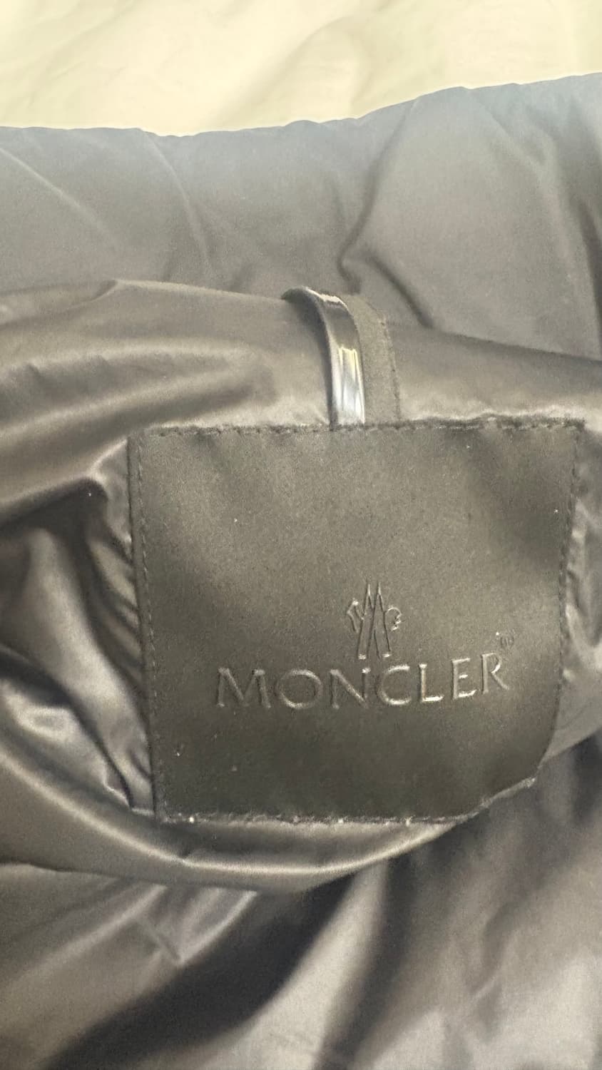 몽클 경량 패딩 상품이미지7