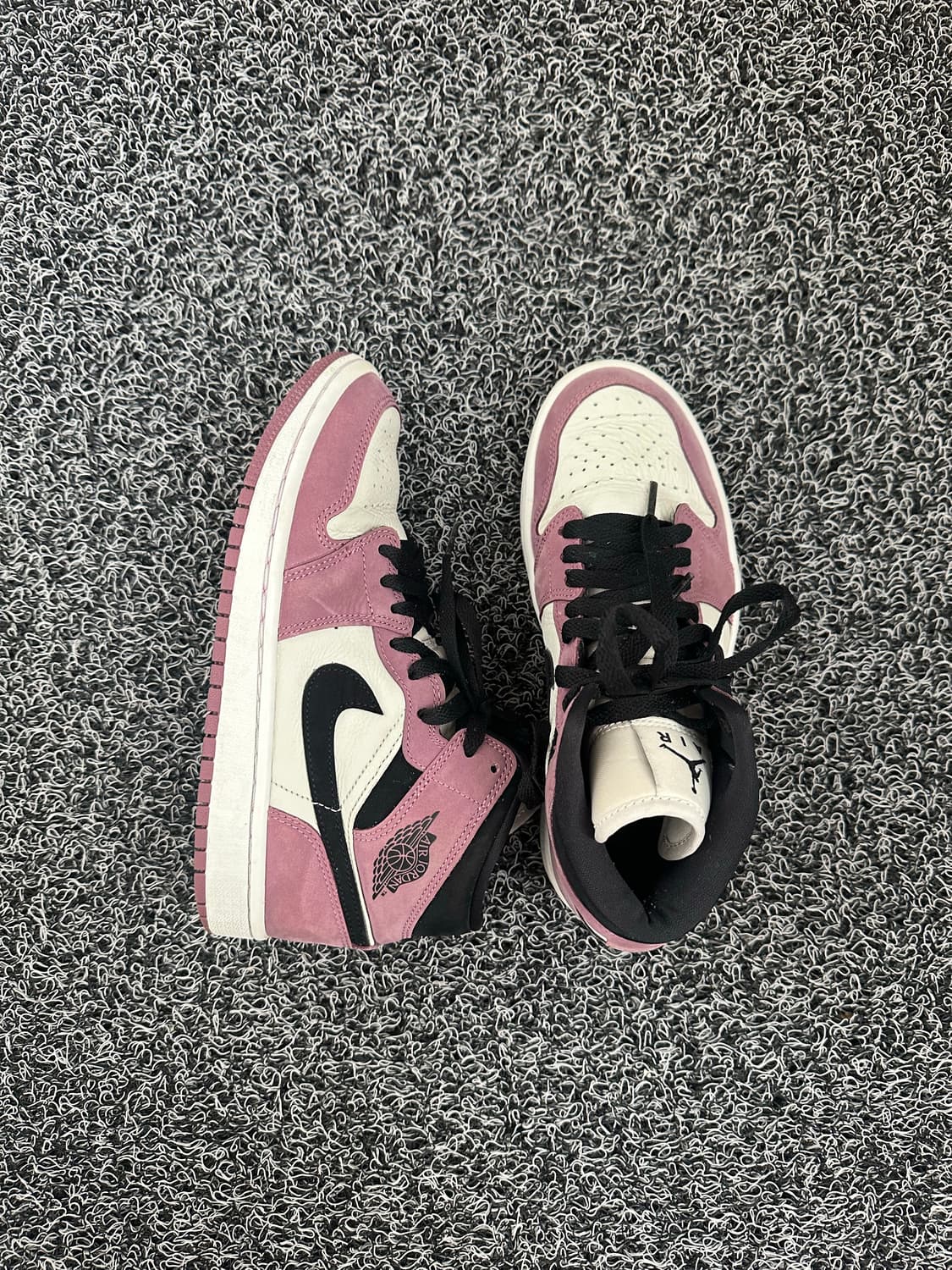 나이키 조던 1 미드 SE 라이트 멀베리 235 상품이미지2