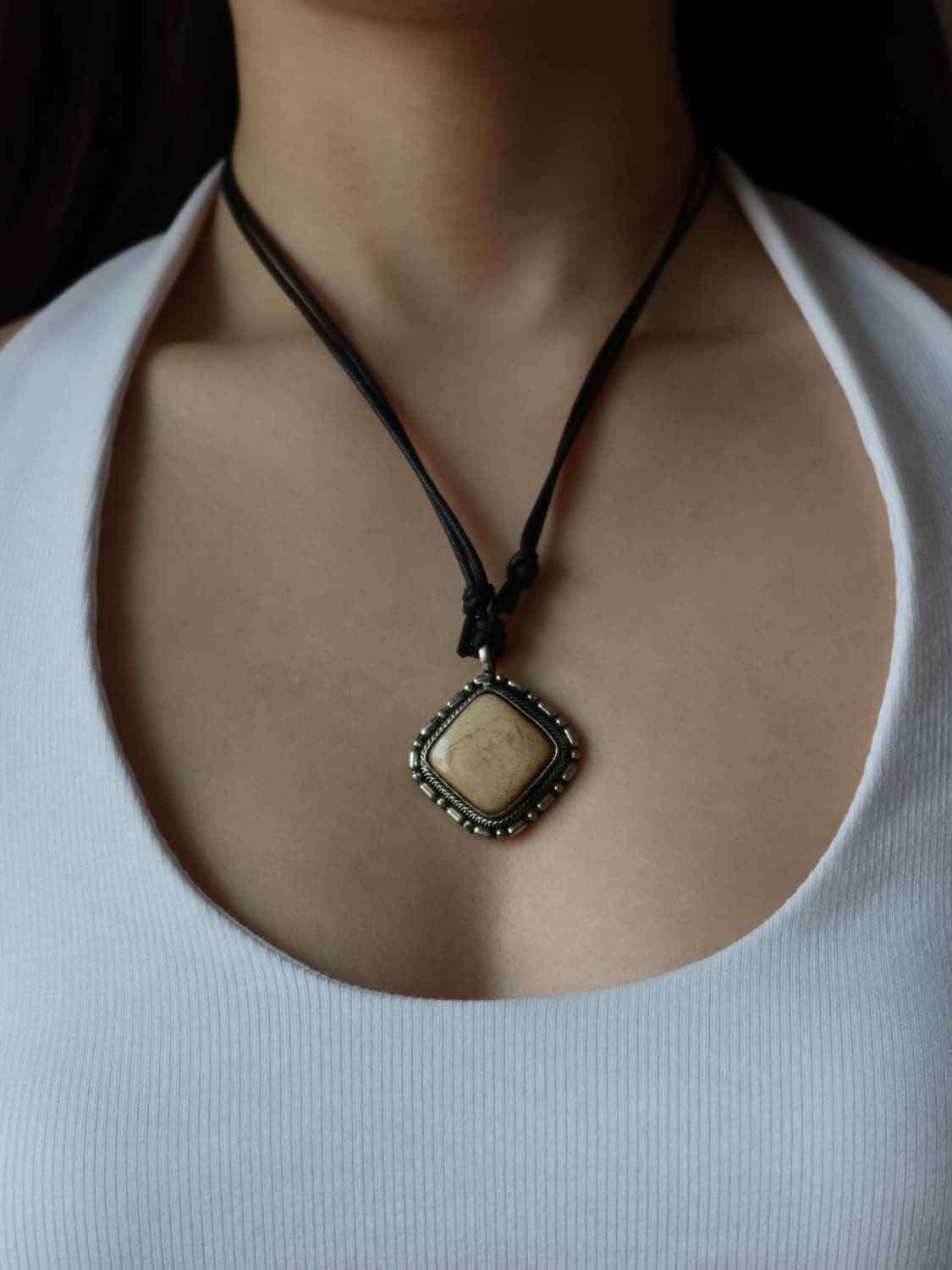 square stone necklace 상품이미지1