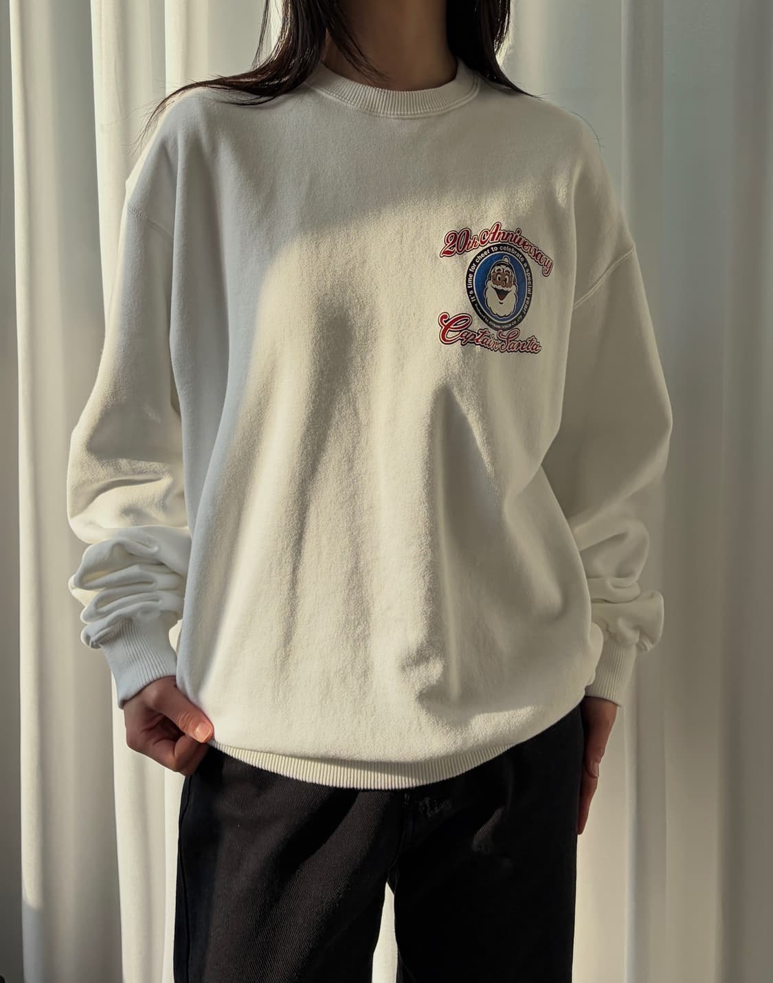 [L]캡틴산타 20주년 프린팅 화이트 맨투맨 상품이미지3