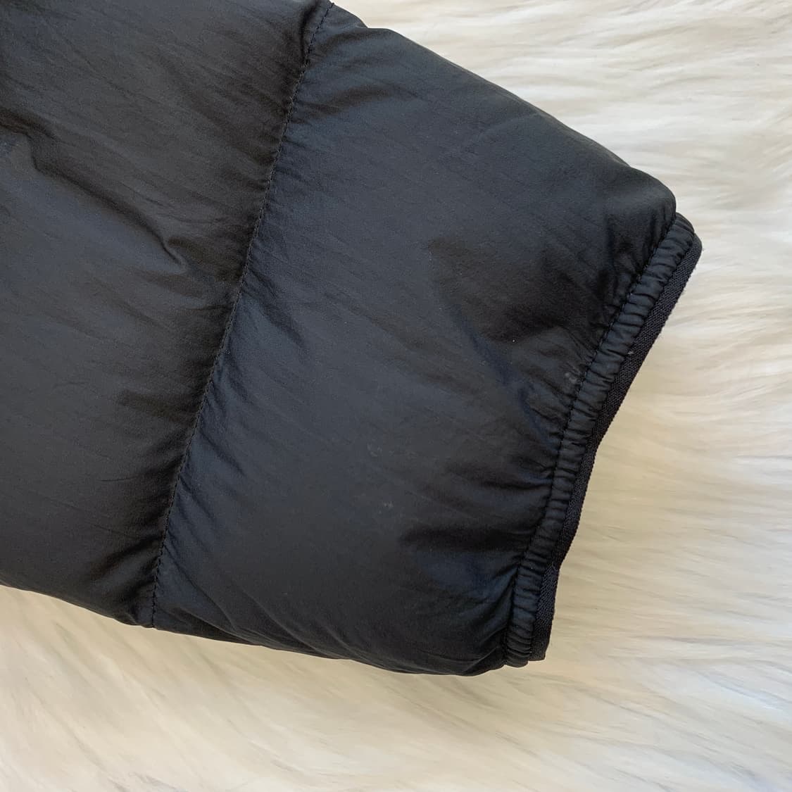 일본 유니클로 울트라 라이트다운 남성 경량패딩 1811 상품이미지4