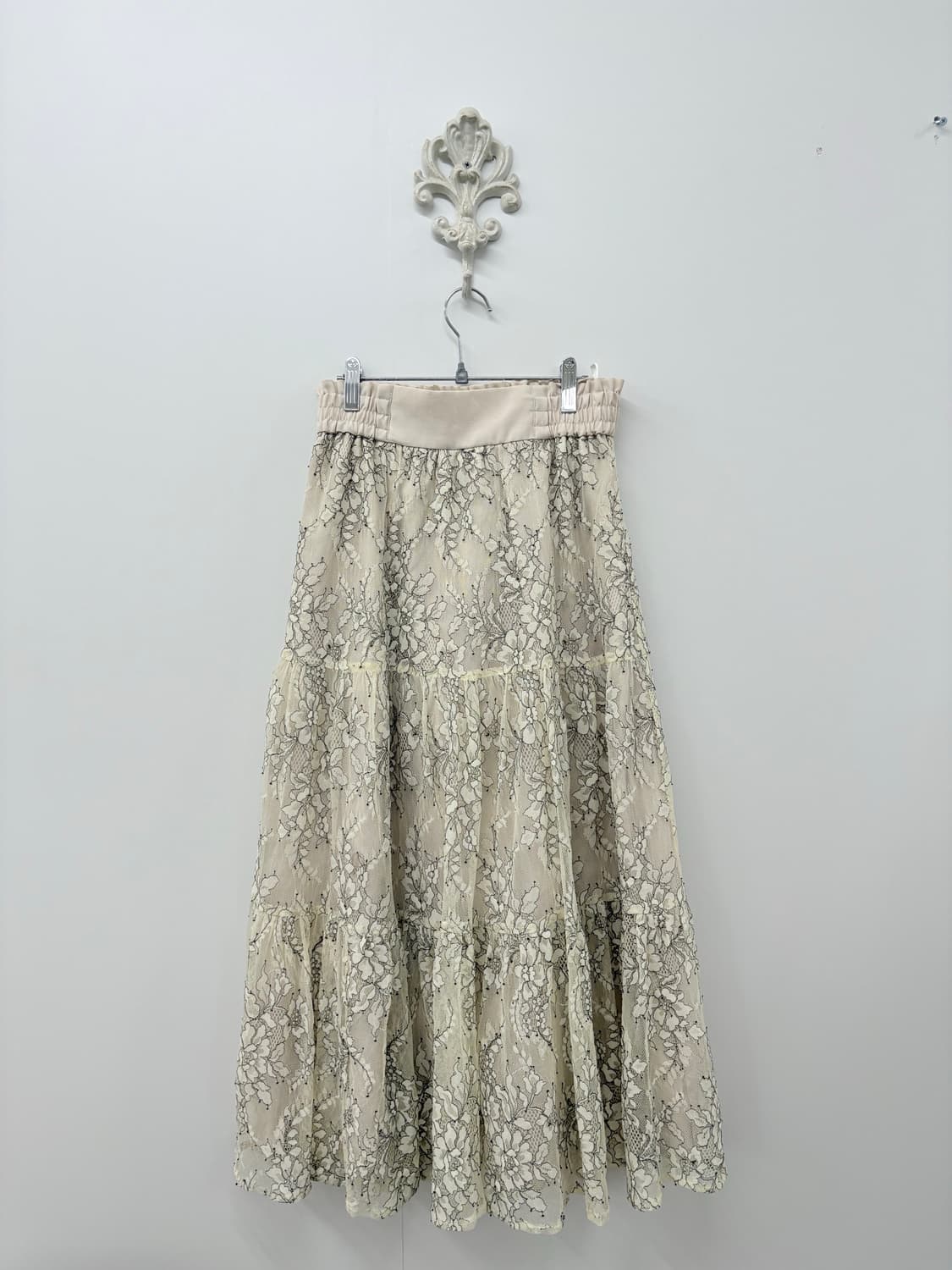 Flower race long skirt 상품이미지1