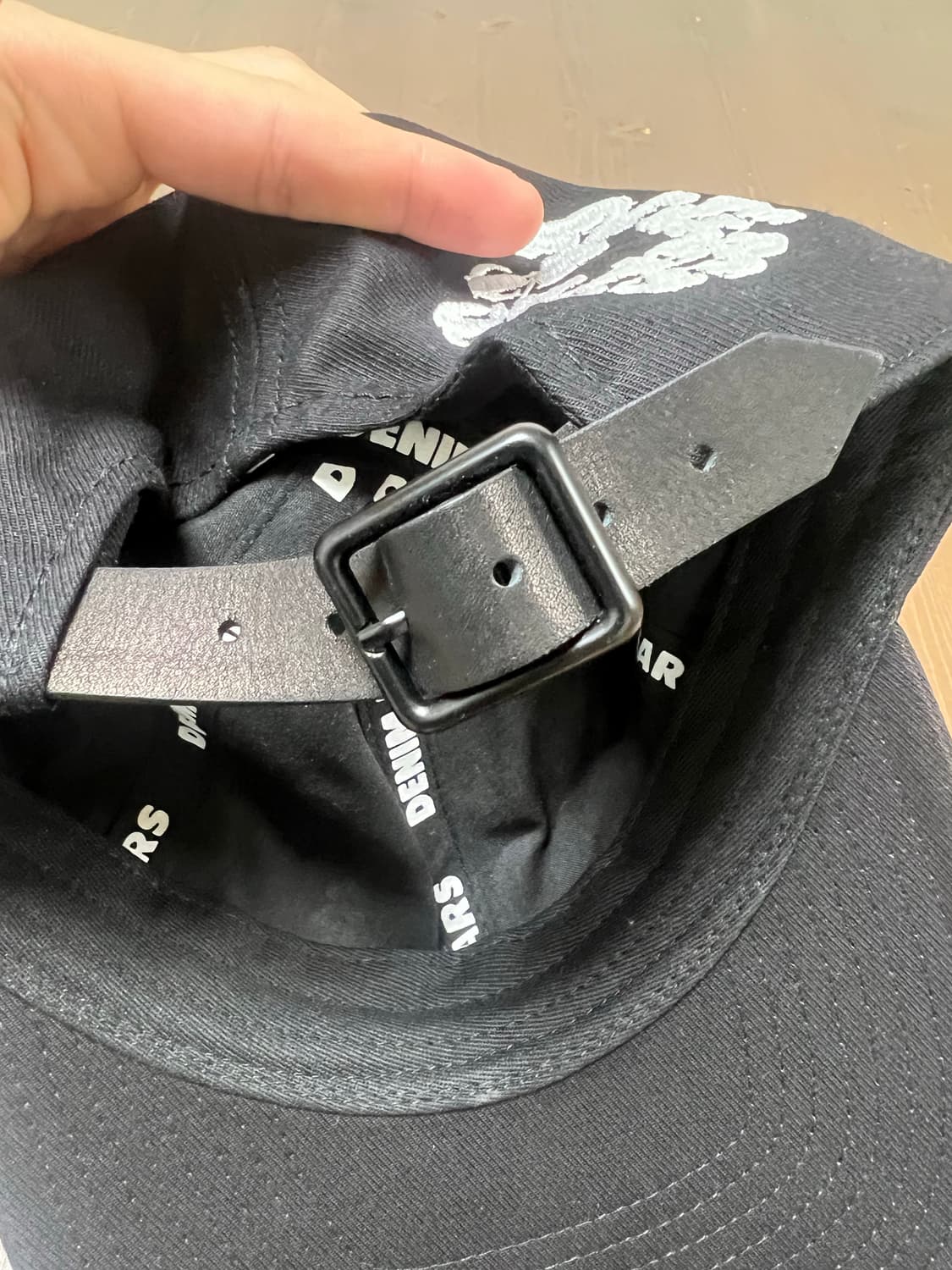 데님티어스 cotton wreath fitted cap 모자 상품이미지3